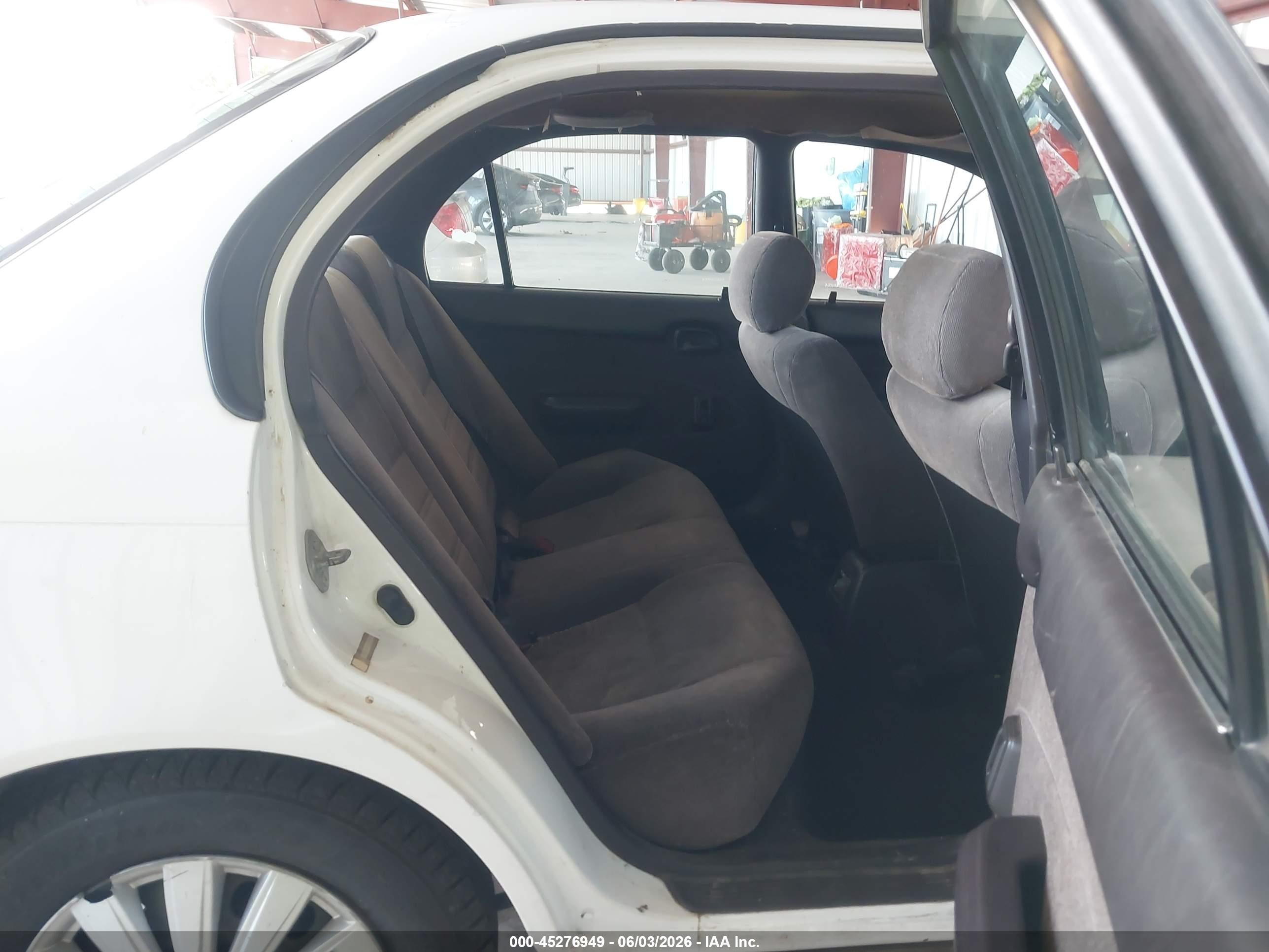1994 Toyota Corolla Le/dx White vin: 2T1AE09B9RC058024