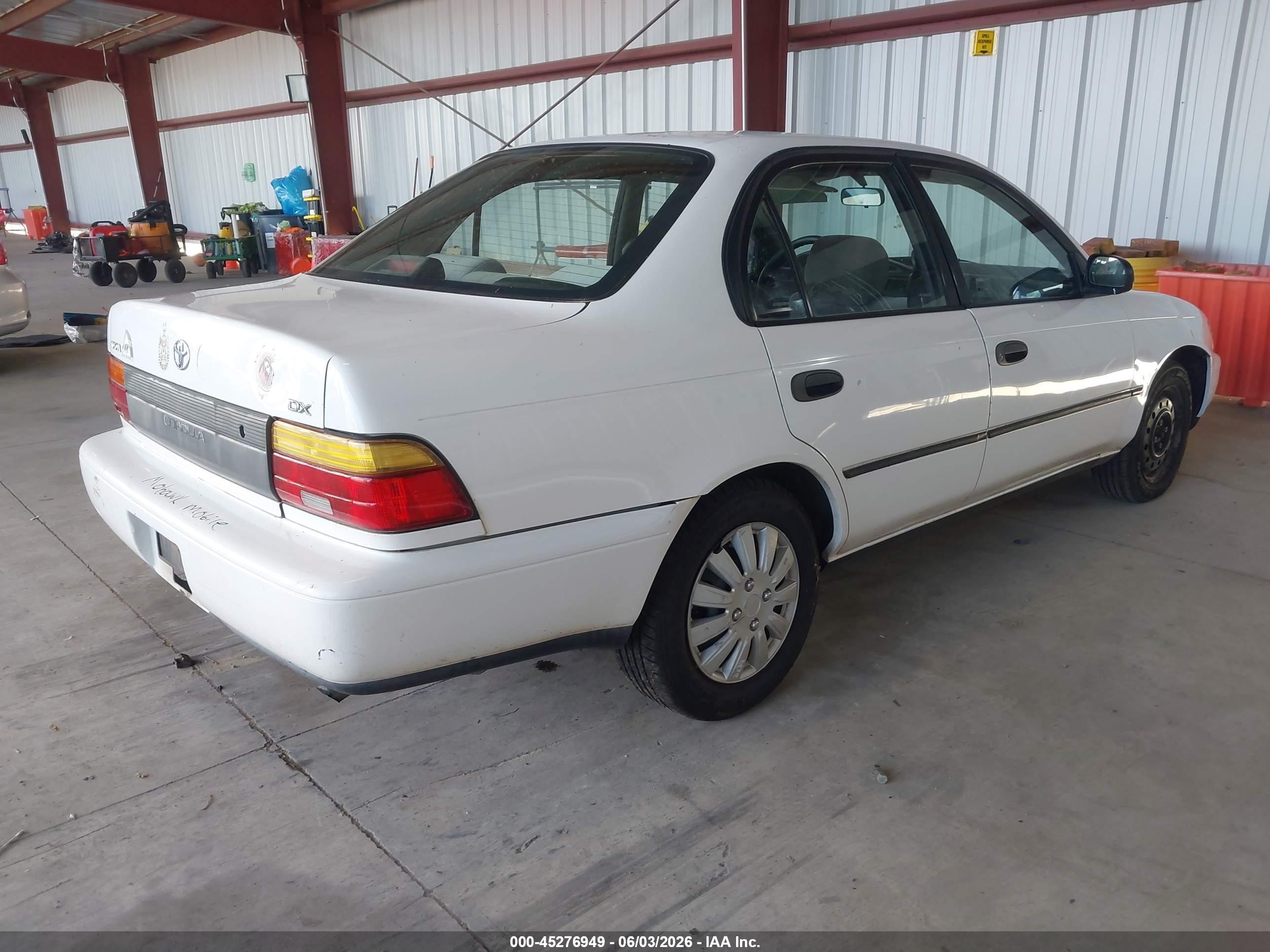 1994 Toyota Corolla Le/dx White vin: 2T1AE09B9RC058024