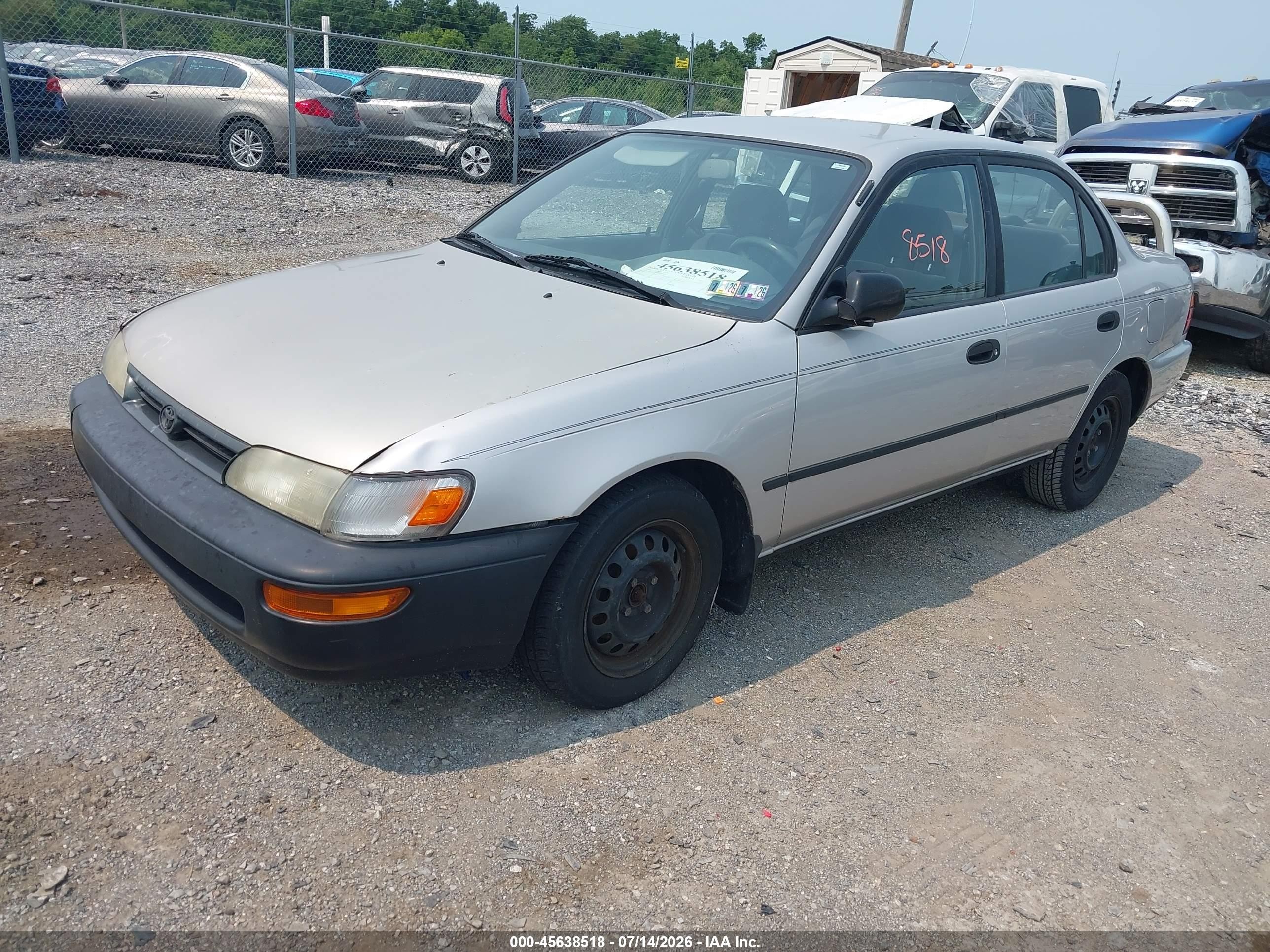 1994 Toyota Corolla Le/dx Silver vin: 2T1AE09BXRC043872
