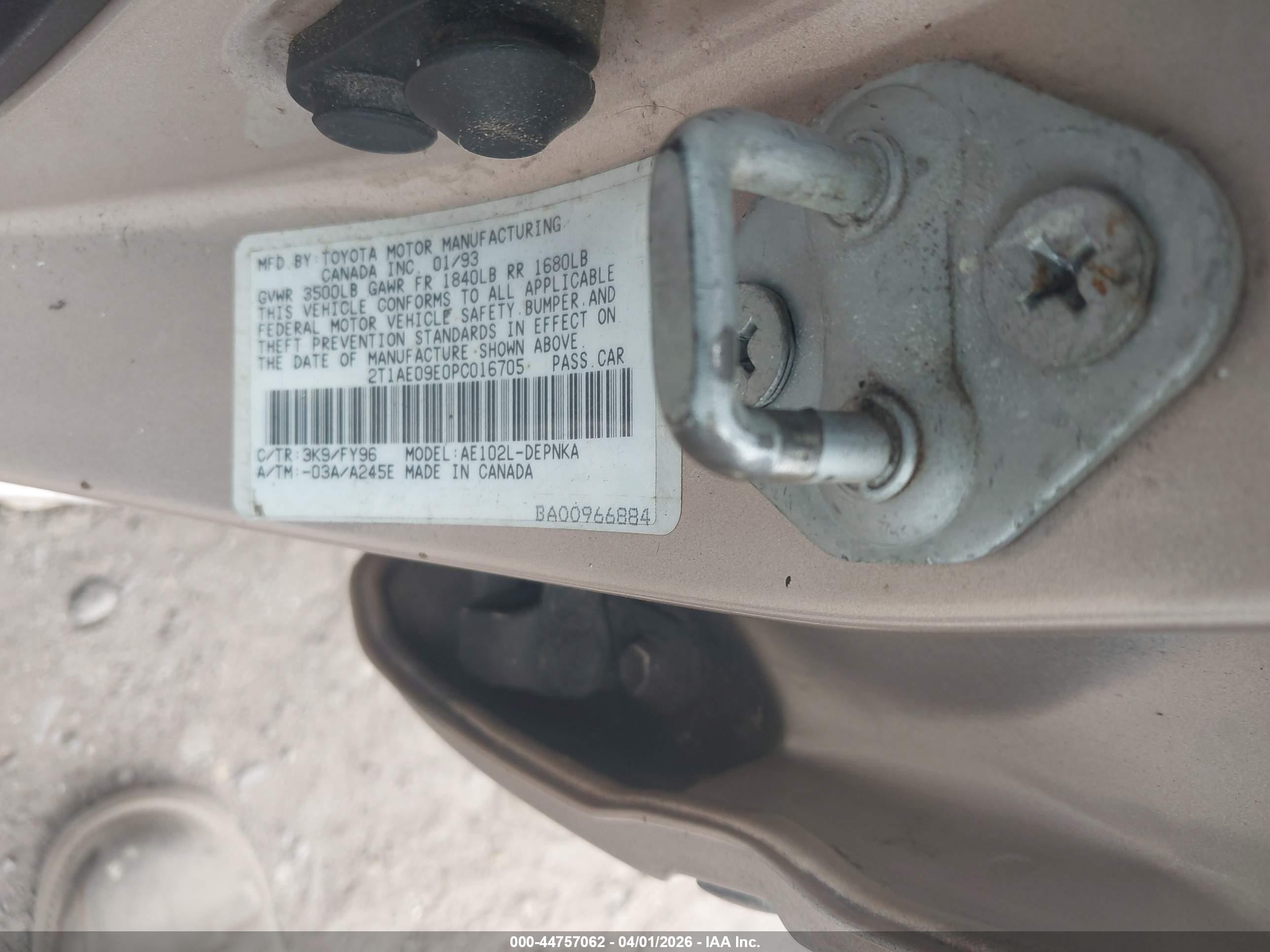 1993 Toyota Corolla Le/dx Желто-коричневый vin: 2T1AE09E0PC016705