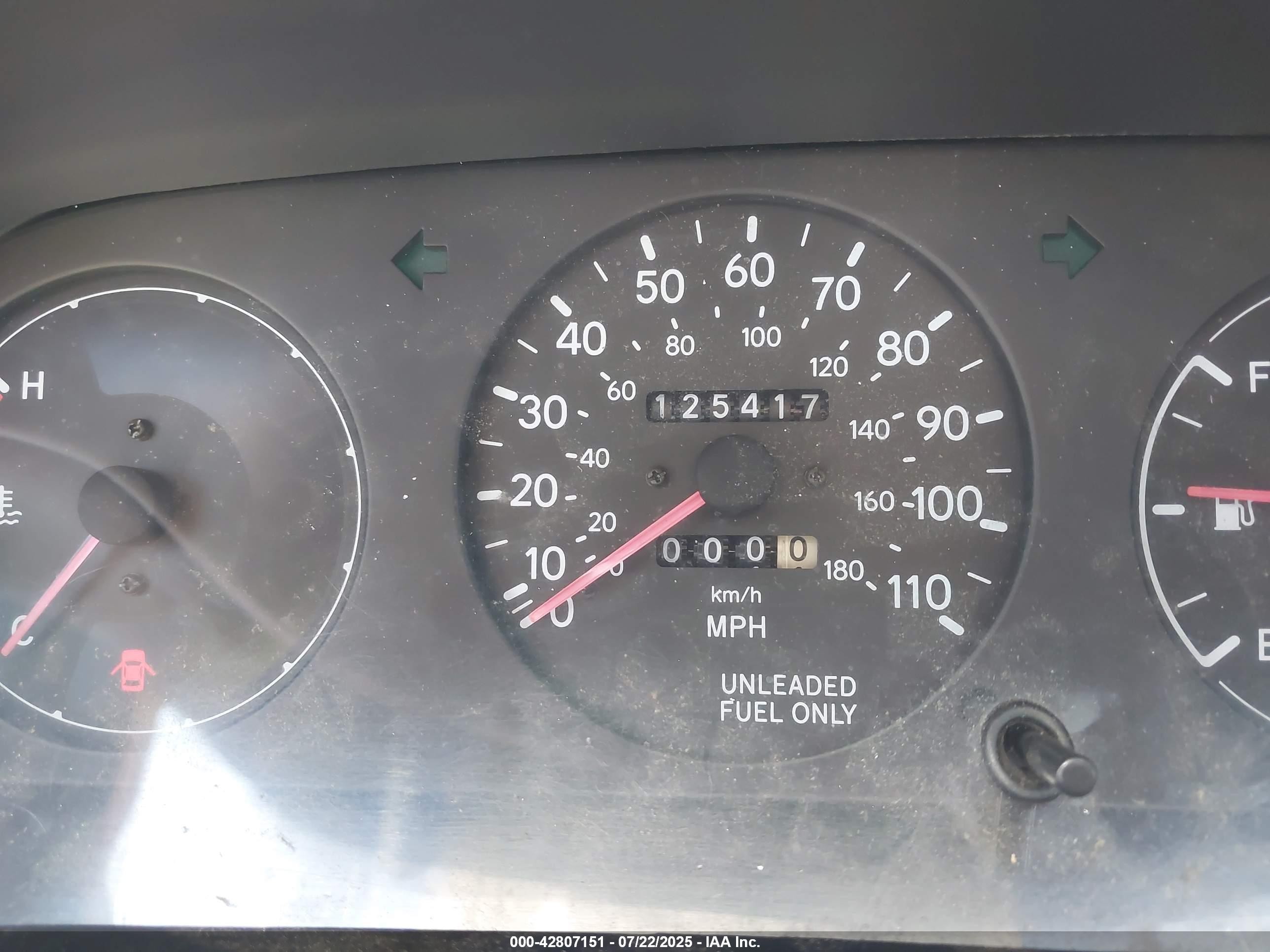 1993 Toyota Corolla Le/dx White vin: 2T1AE09E6PC029698