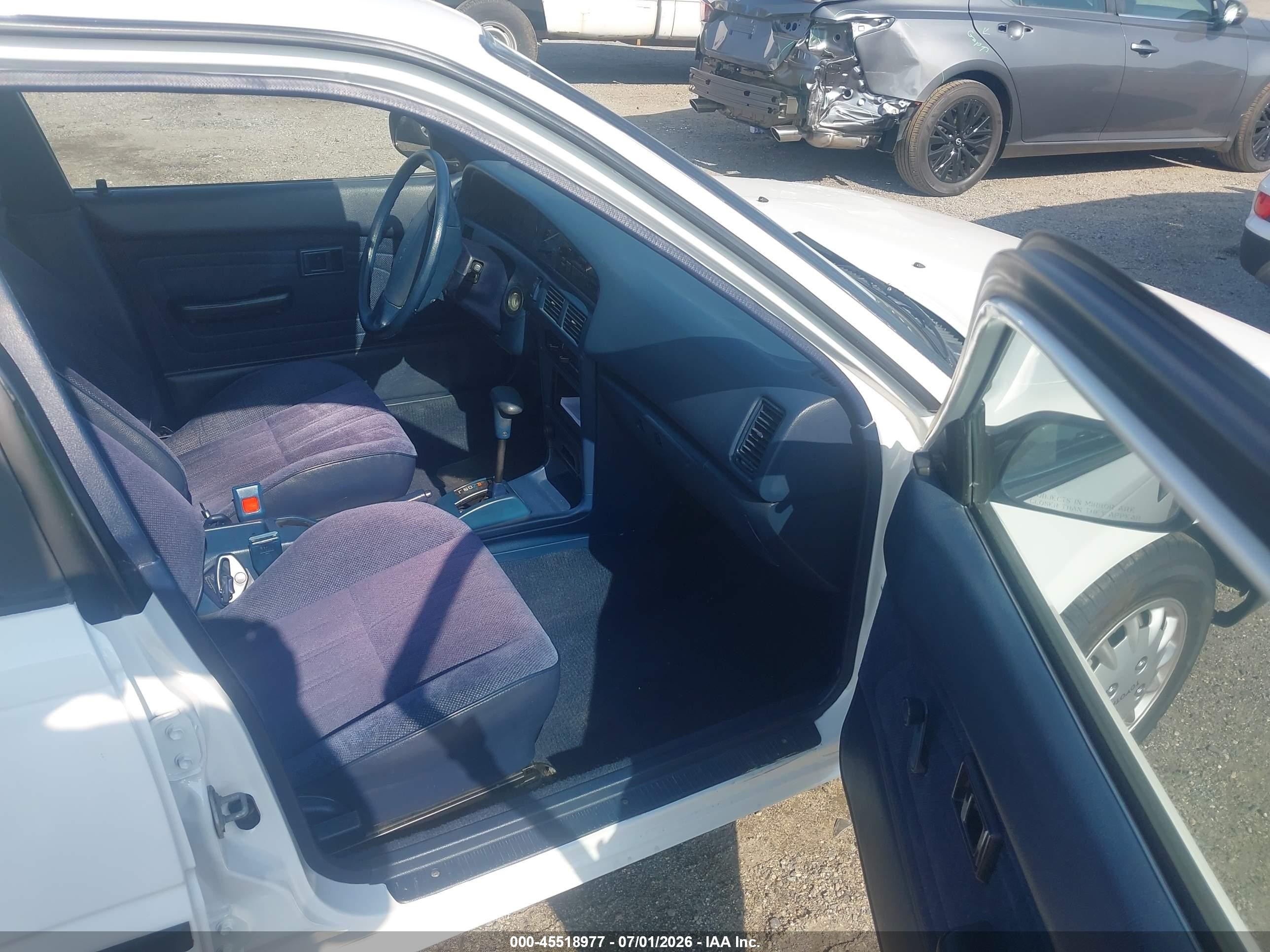 1991 Toyota Corolla Dlx White vin: 2T1AE94AXMC090654