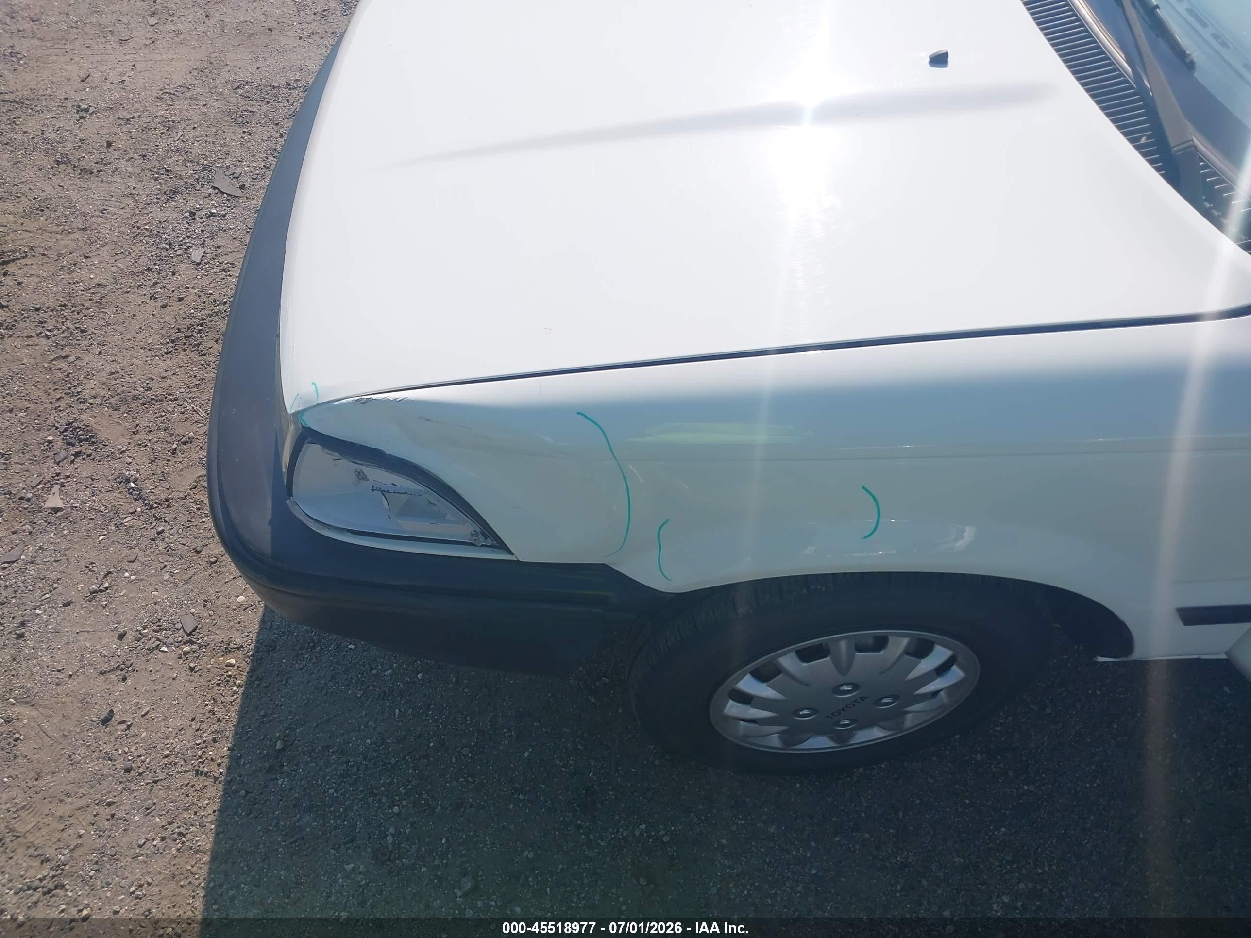 1991 Toyota Corolla Dlx White vin: 2T1AE94AXMC090654