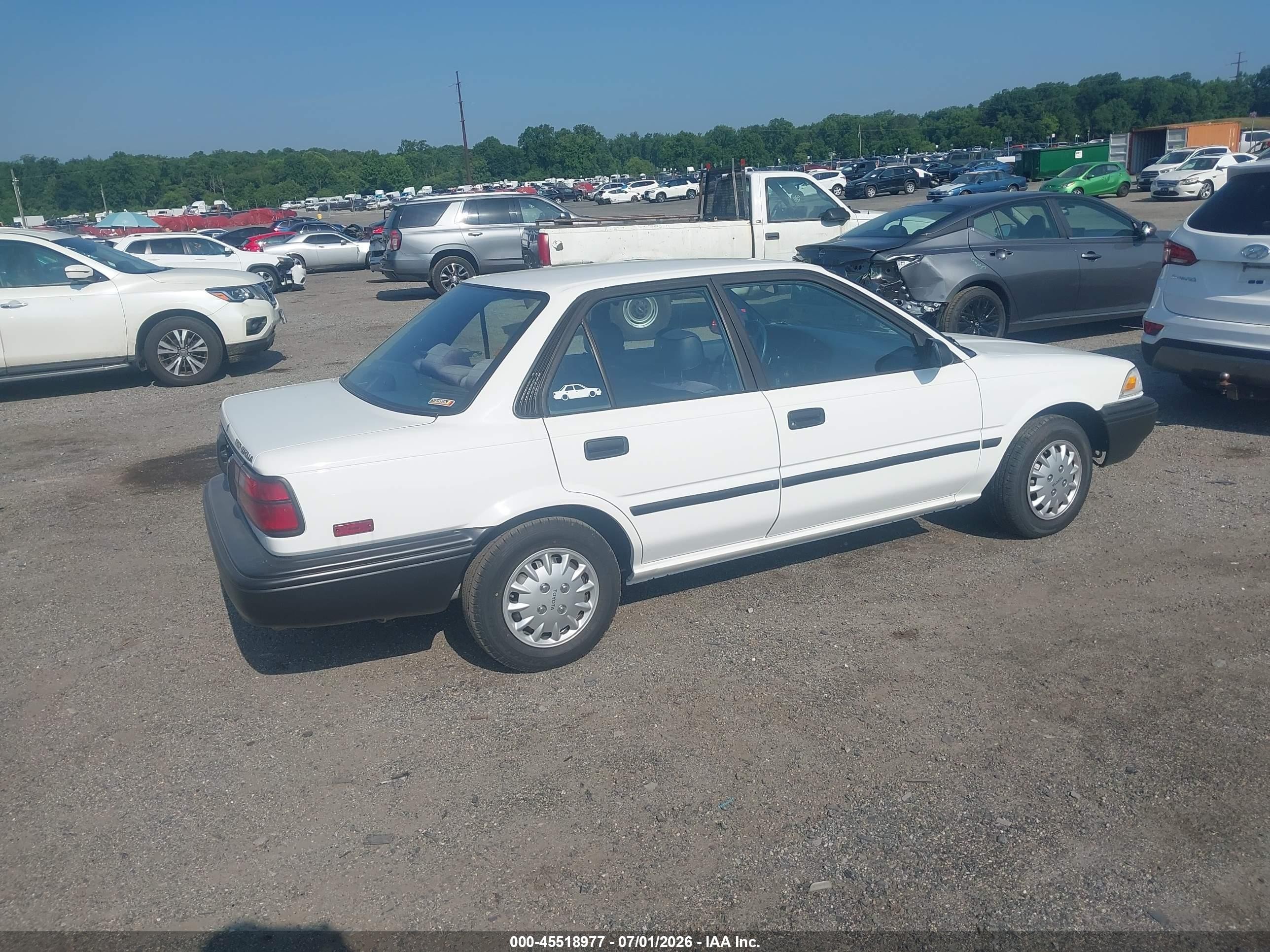 1991 Toyota Corolla Dlx White vin: 2T1AE94AXMC090654