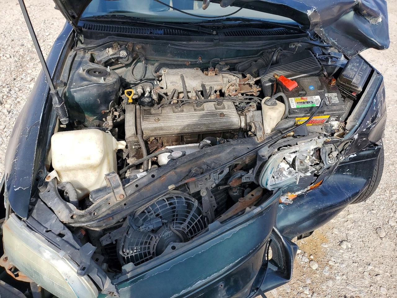 1997 Toyota Corolla Base Зеленый vin: 2T1BA02E1VC172128
