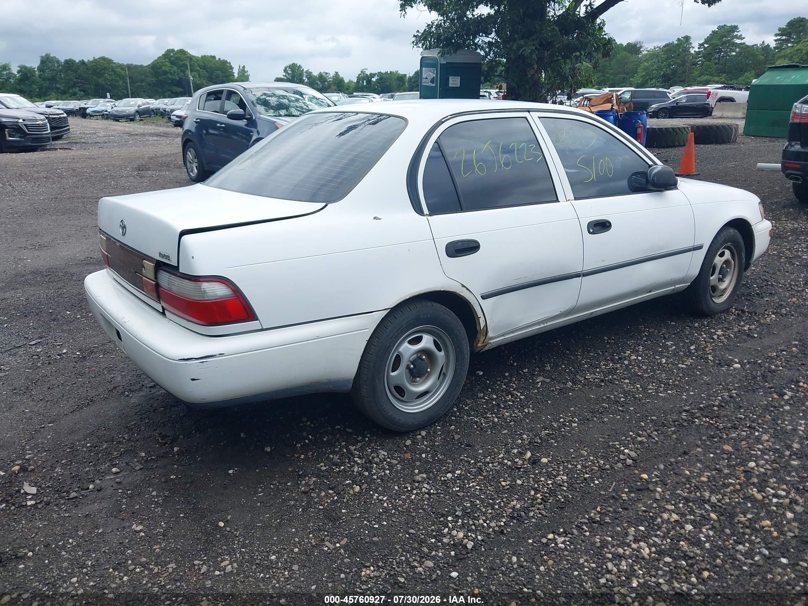 1996 Toyota Corolla   White vin: 2T1BA02E4TC148936