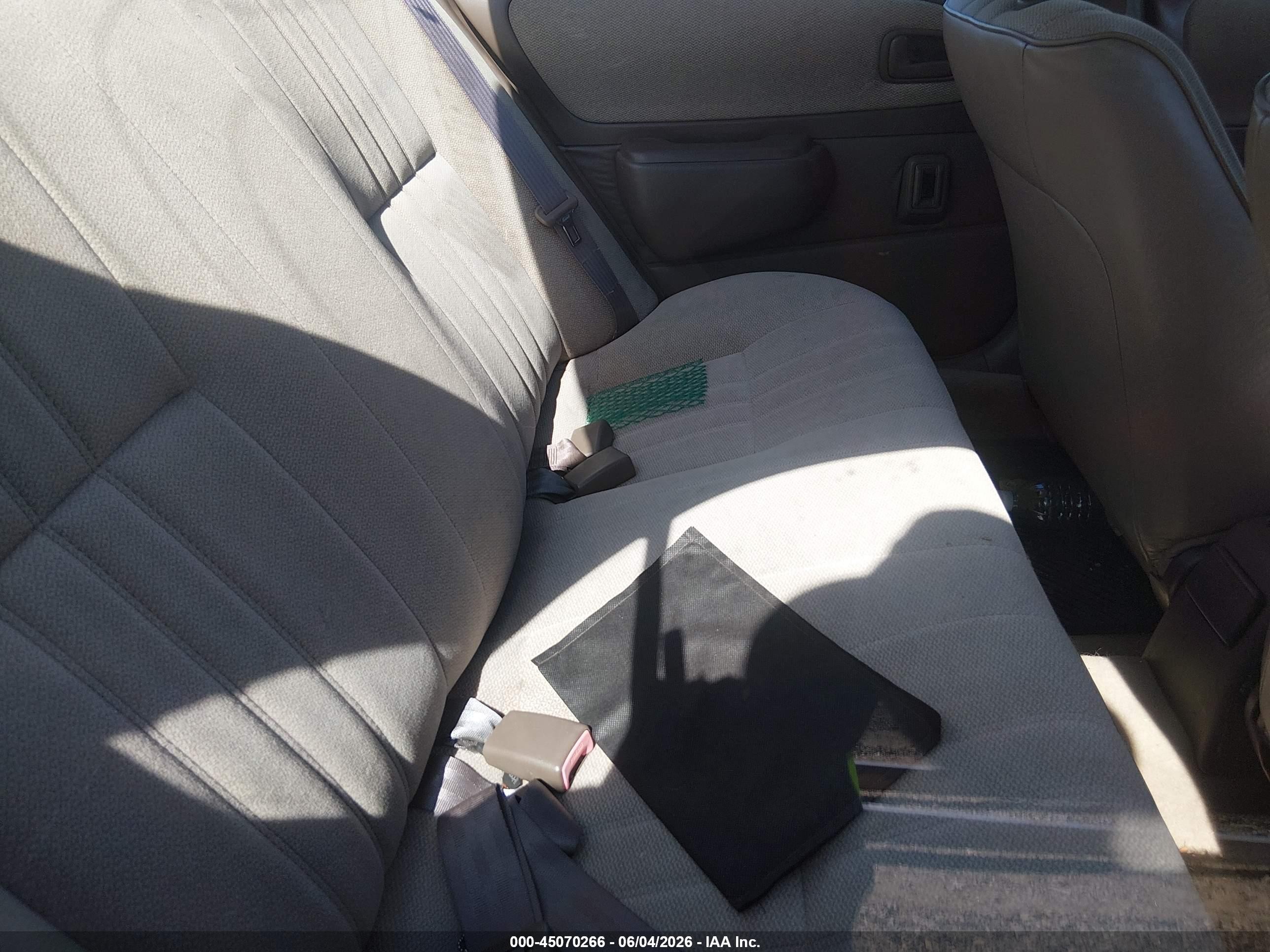1997 Toyota Corolla Ce Green vin: 2T1BA02E6VC213689