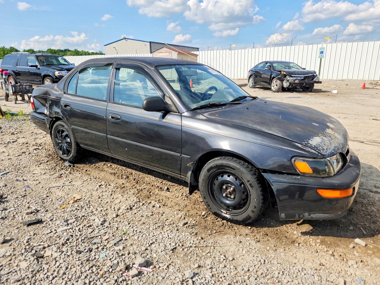 1996 Toyota Corolla Base Gray vin: 2T1BA02E8TC135266