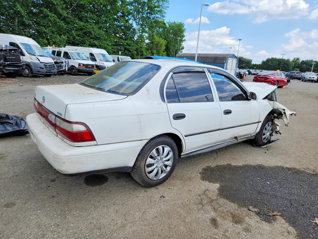 1997 Toyota Corolla Base White vin: 2T1BA02E8VC183661