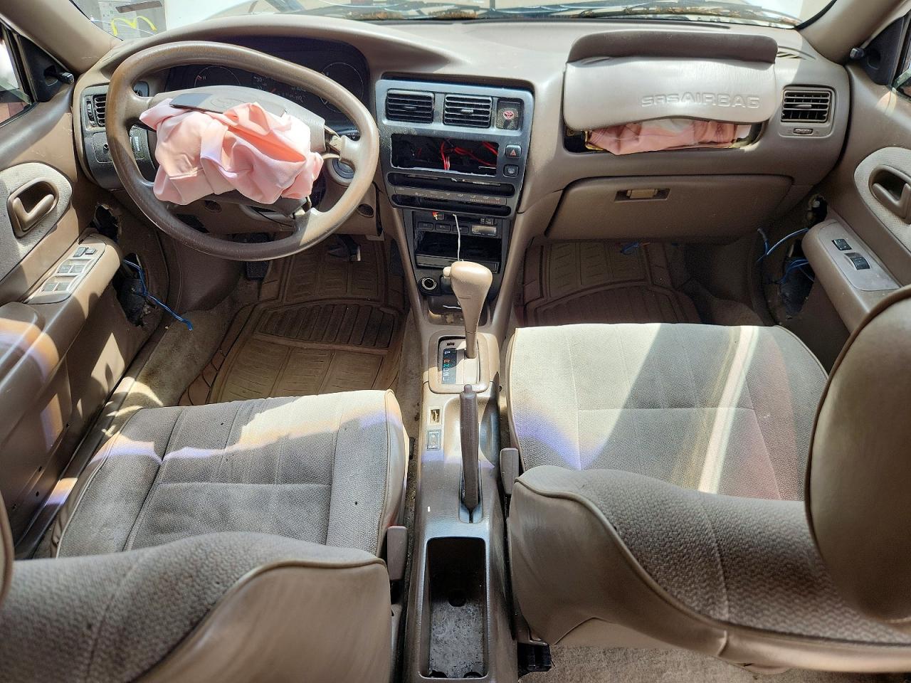 1997 Toyota Corolla Base White vin: 2T1BA02E8VC183661