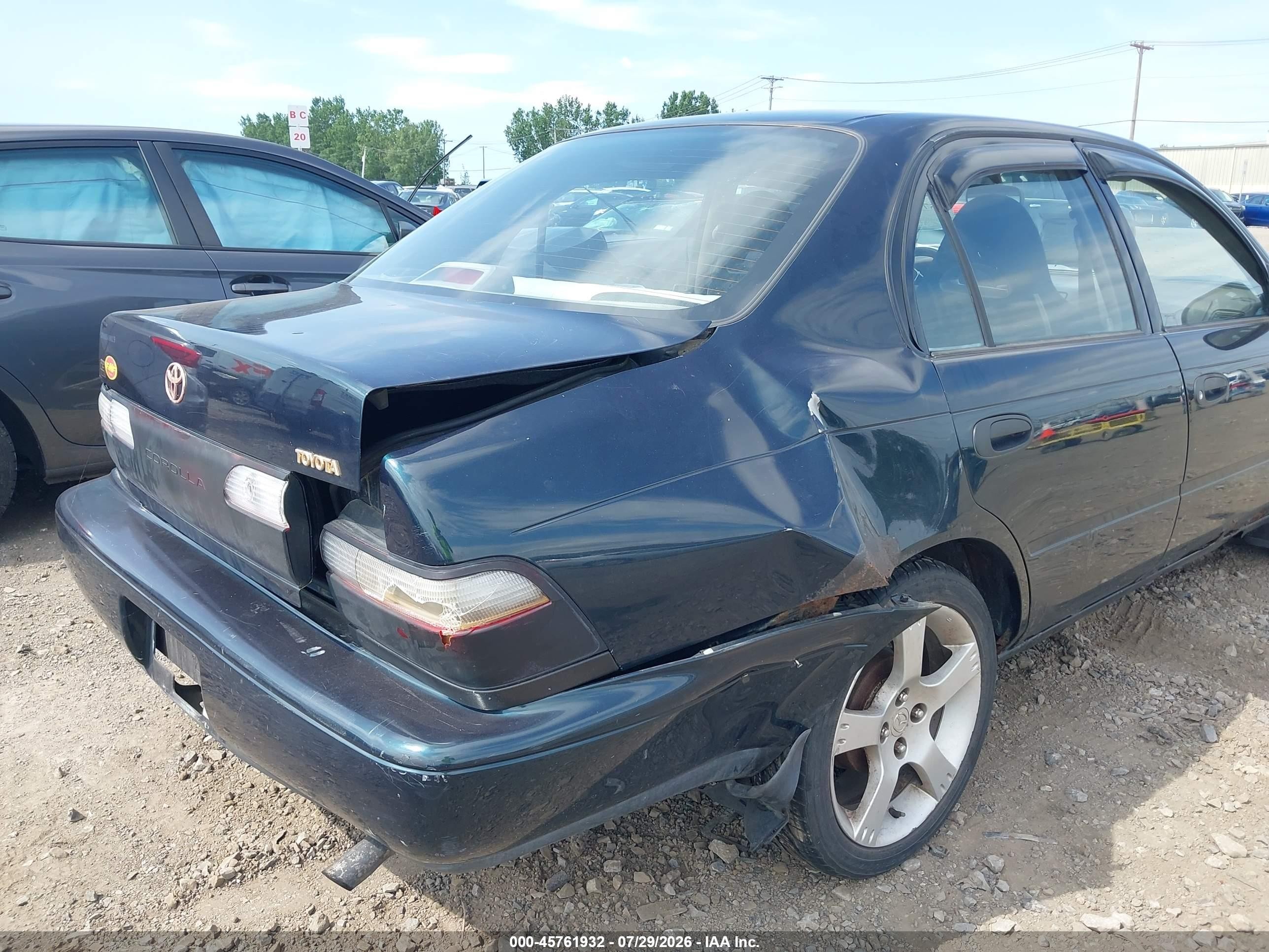 1997 Toyota Corolla Ce Green vin: 2T1BA02E9VC203965