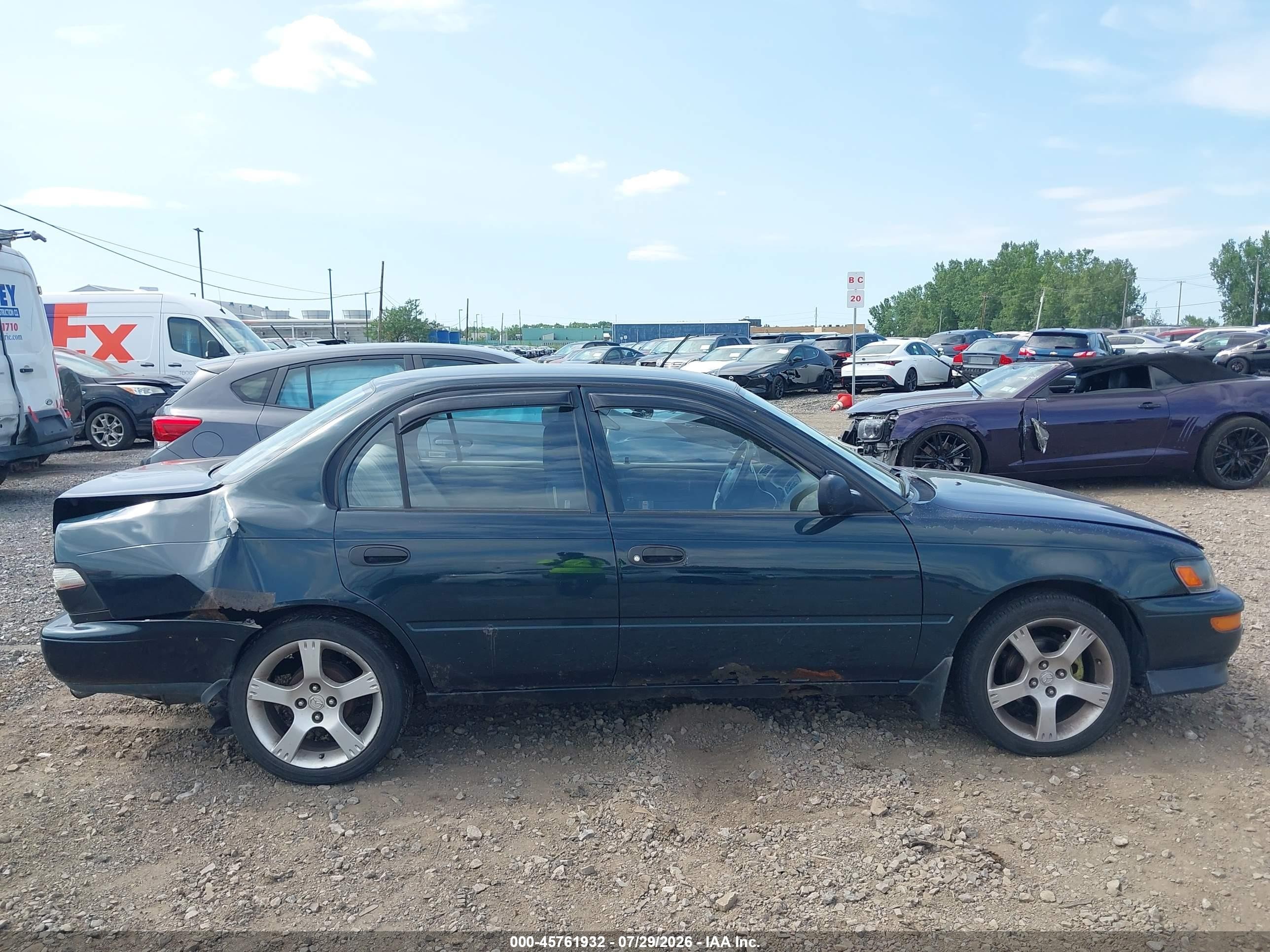 1997 Toyota Corolla Ce Green vin: 2T1BA02E9VC203965