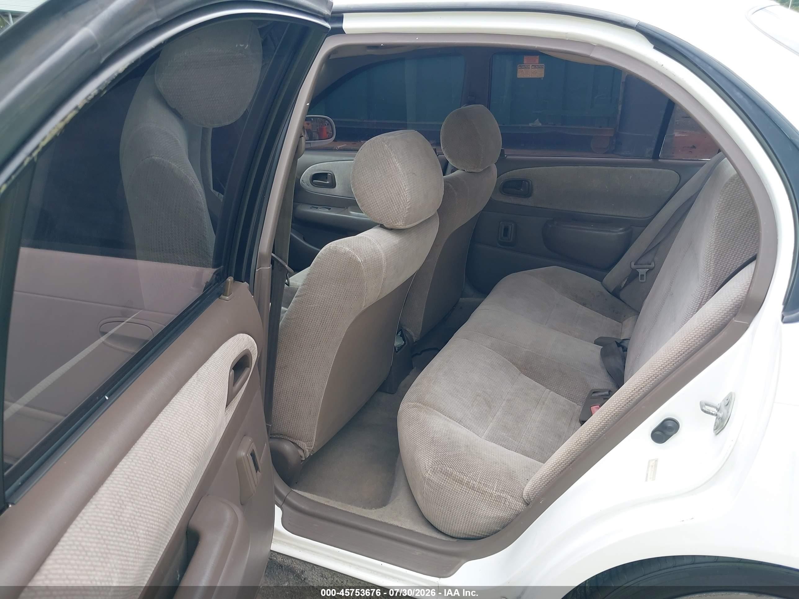 1997 Toyota Corolla Dx White vin: 2T1BB02E2VC201181