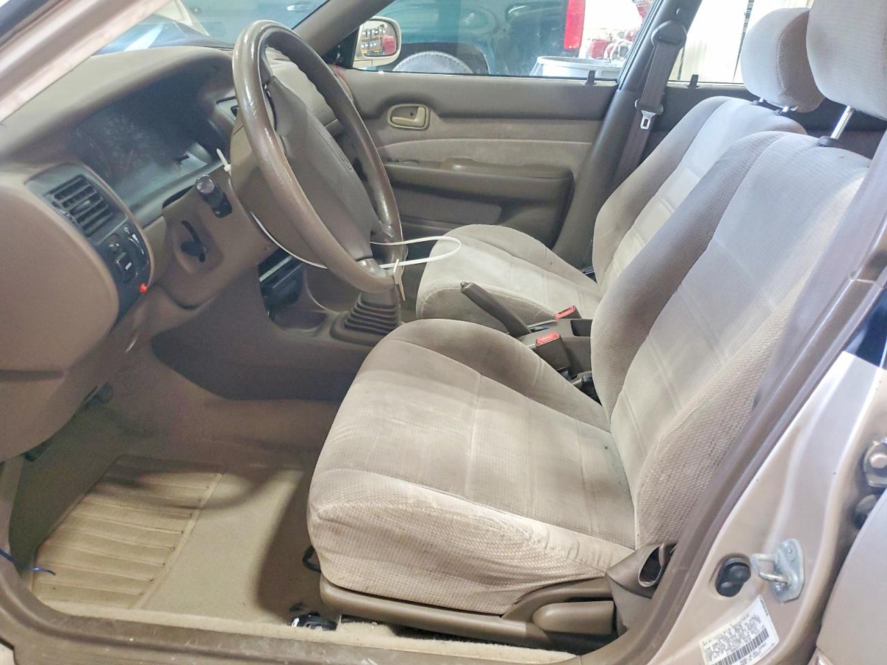 1996 Toyota Corolla Dx Tan vin: 2T1BB02E5TC170330