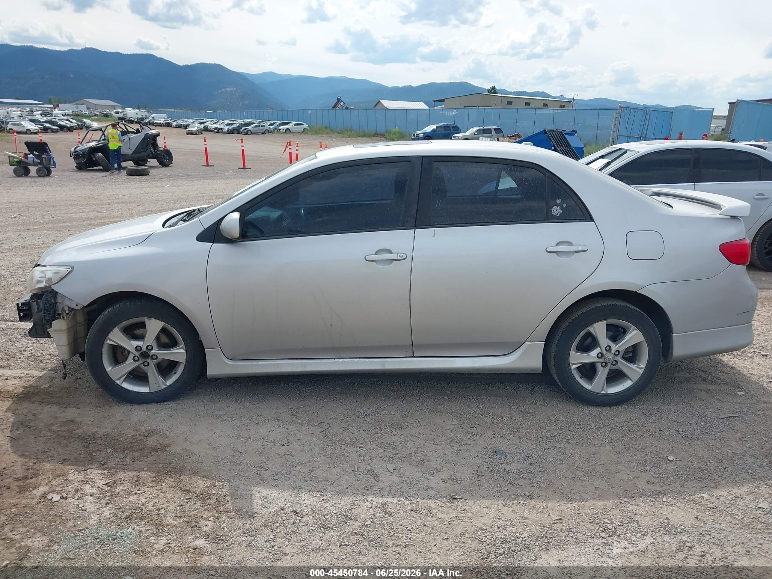 2009 Toyota Corolla Xrs Серебряный vin: 2T1BE40E19C005949