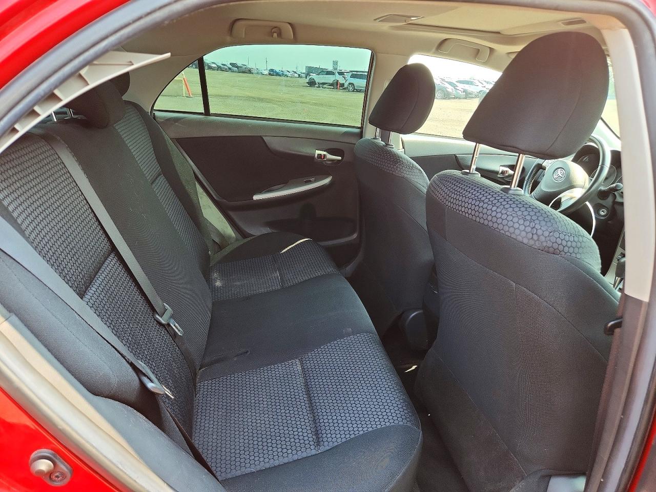 2009 Toyota Corolla Xrs Red vin: 2T1BE40EX9C022460