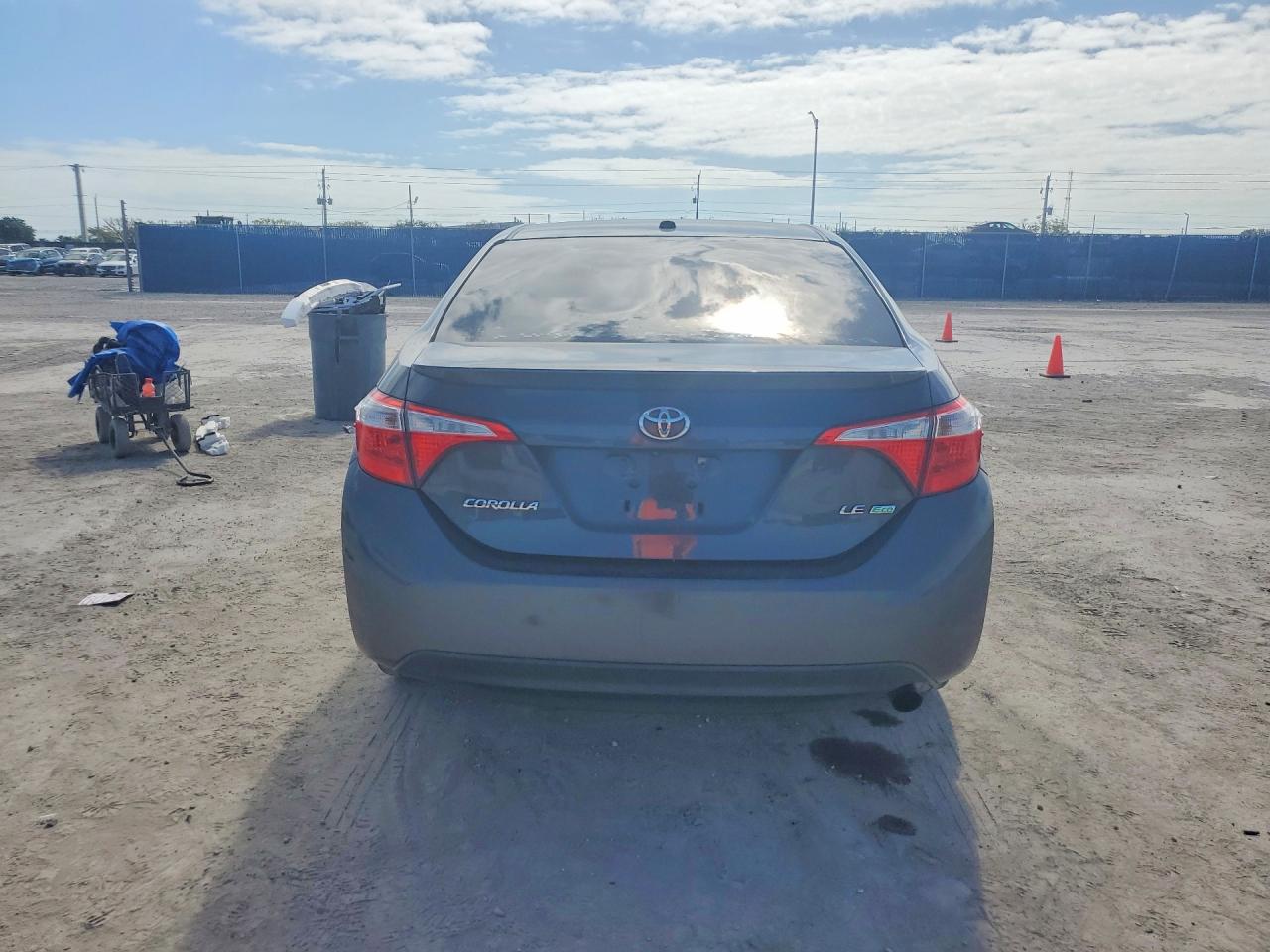 2015 Toyota Corolla Le Eco Plus Blue vin: 2T1BPRHE0FC415195