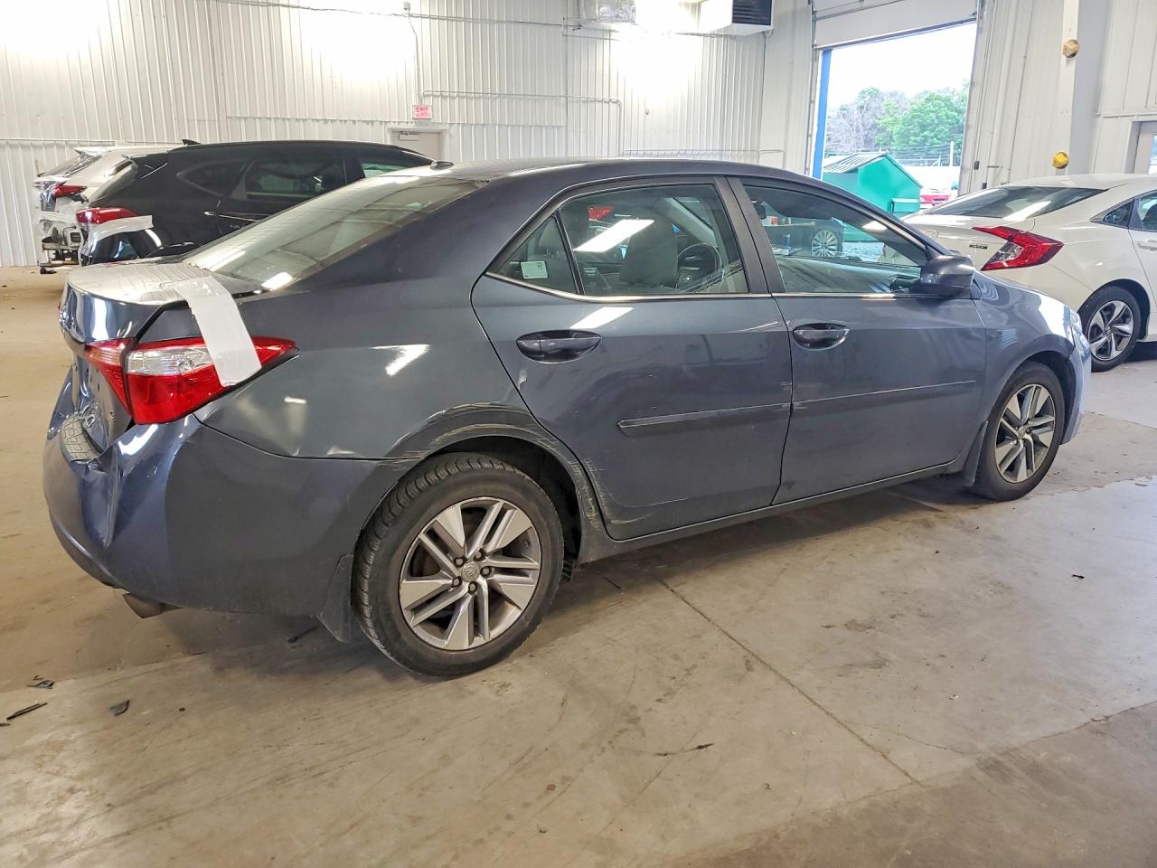 2015 Toyota Corolla Le Eco Plus Blue vin: 2T1BPRHE3FC308500