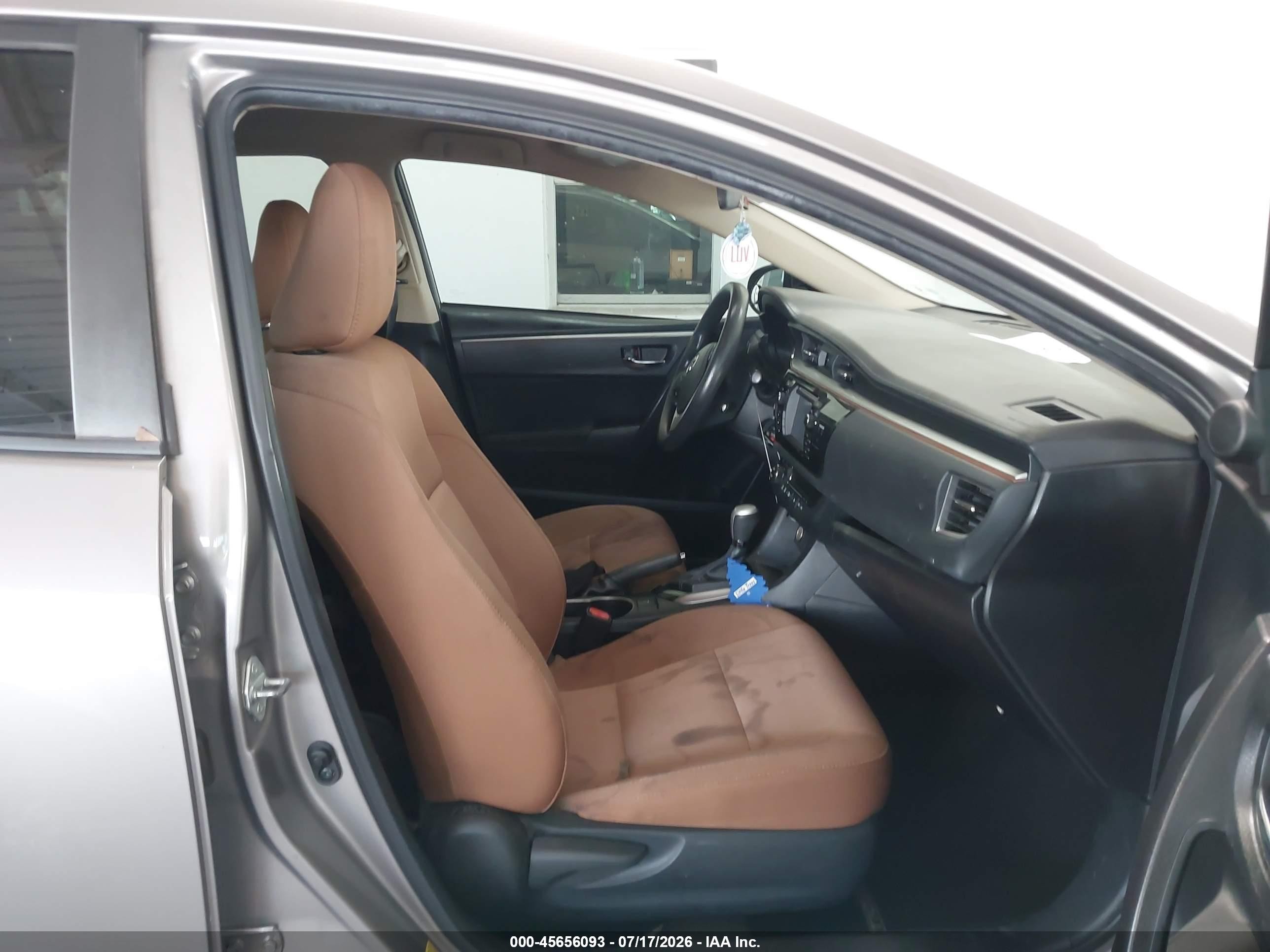 2015 Toyota Corolla Le Eco Beige vin: 2T1BPRHE4FC289746