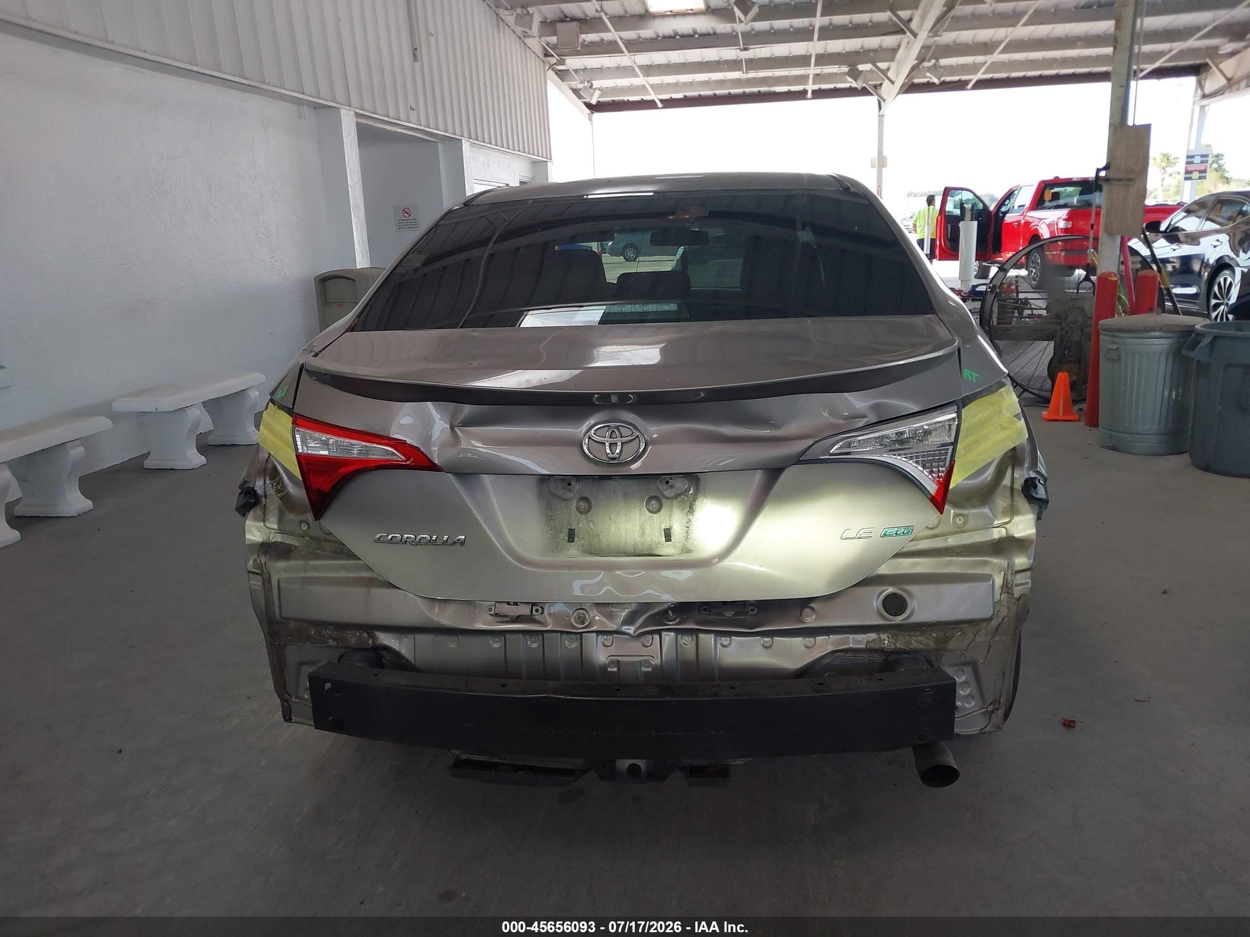 2015 Toyota Corolla Le Eco Beige vin: 2T1BPRHE4FC289746