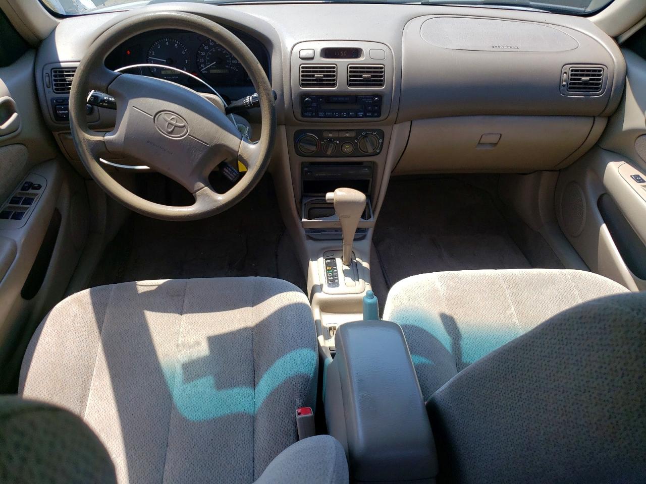 2001 Toyota Corolla Le Beige vin: 2T1BR12E01C416599