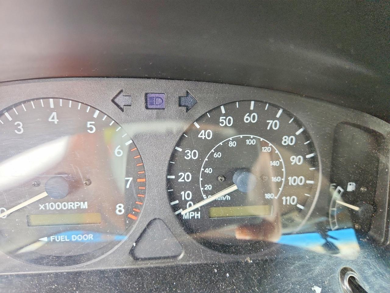 2001 Toyota Corolla Le Silver vin: 2T1BR12E01C496471