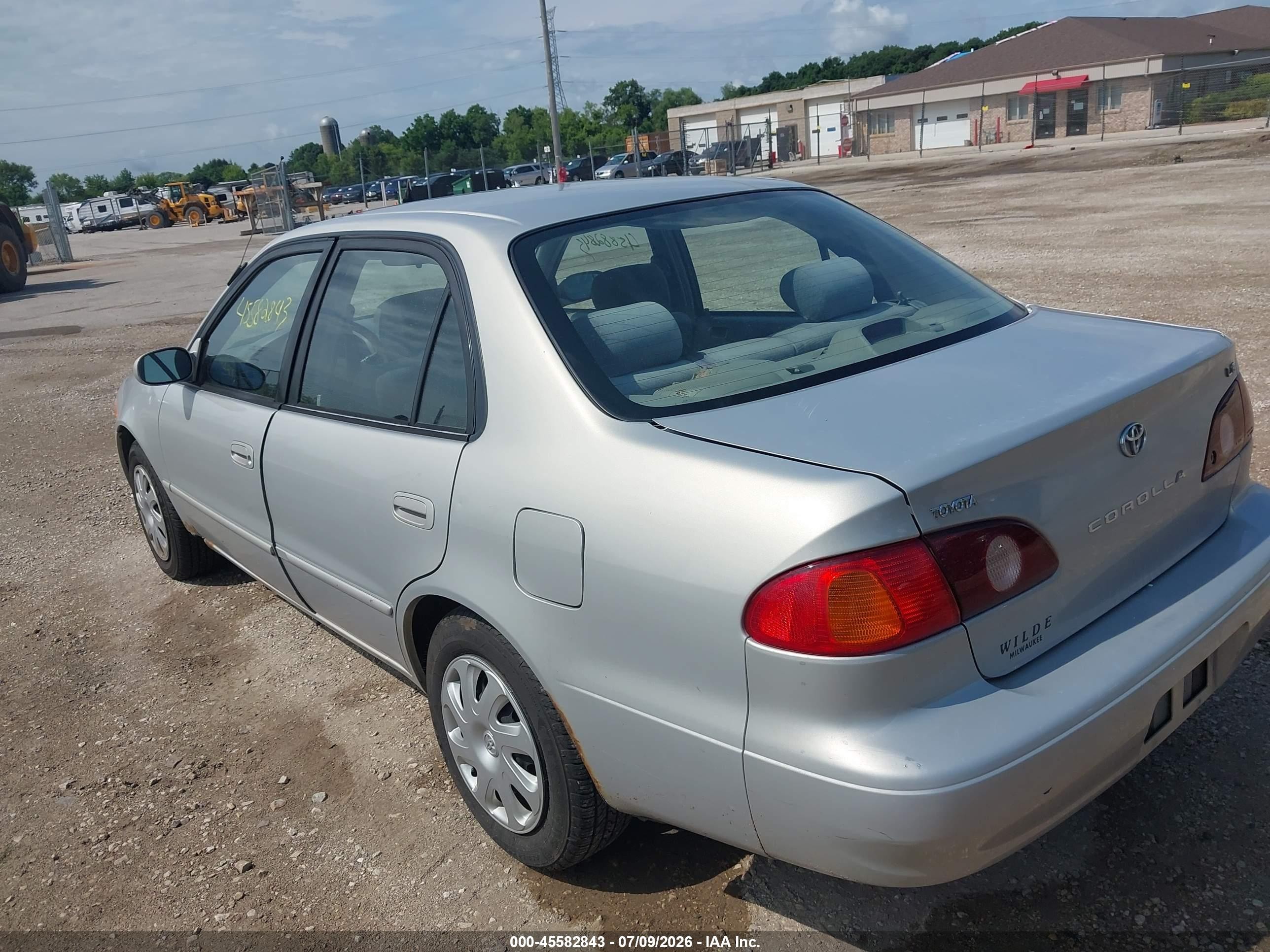 2001 Toyota Corolla Le Silver vin: 2T1BR12E01C501832