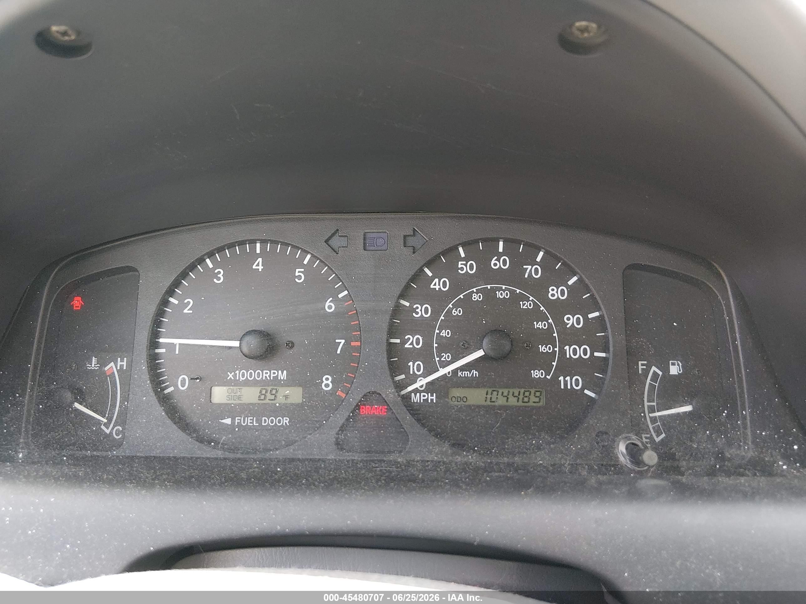 2002 Toyota Corolla Ce/le/s White vin: 2T1BR12E02C547517