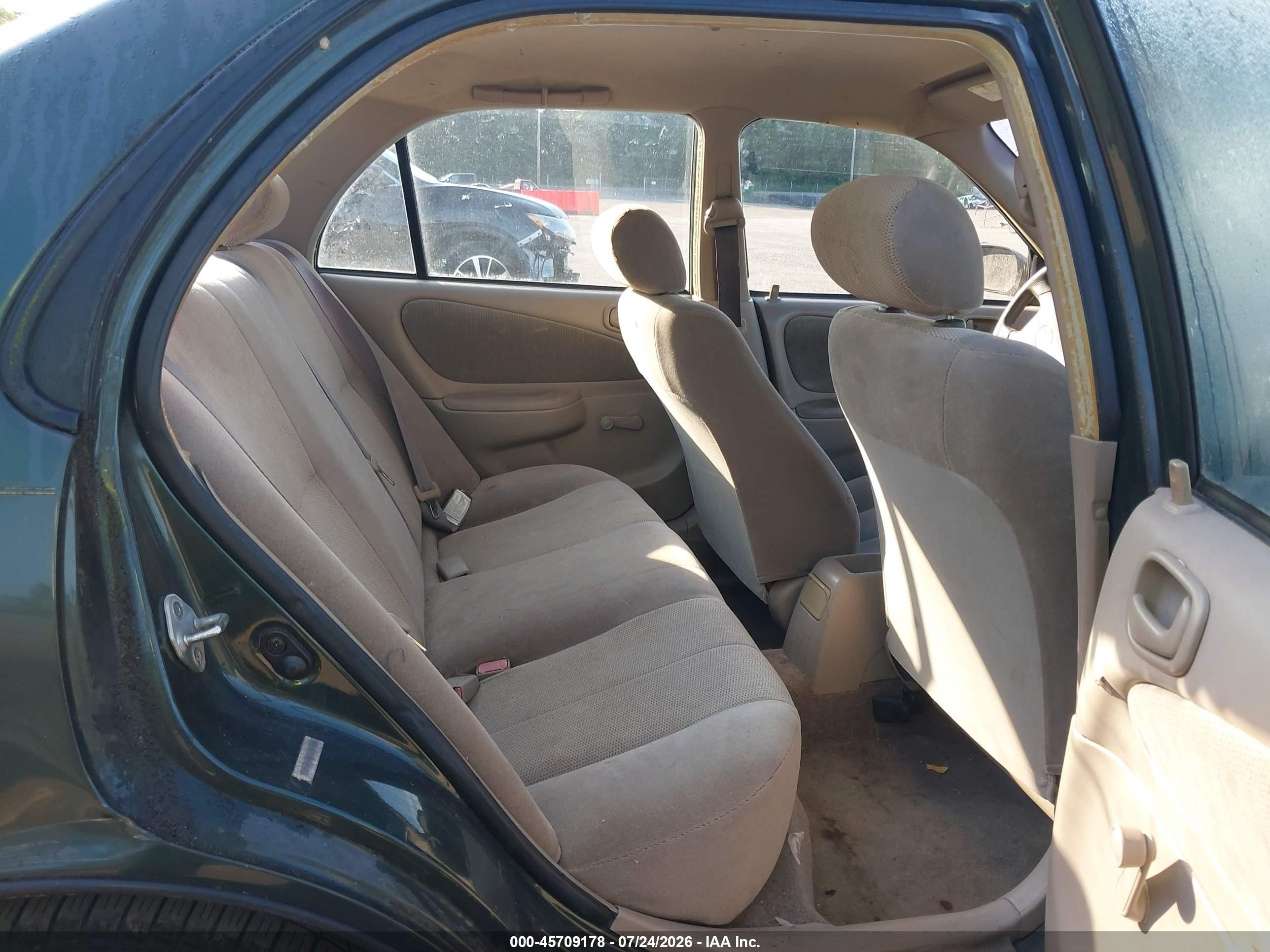 2001 Toyota Corolla Ce Green vin: 2T1BR12E11C401450