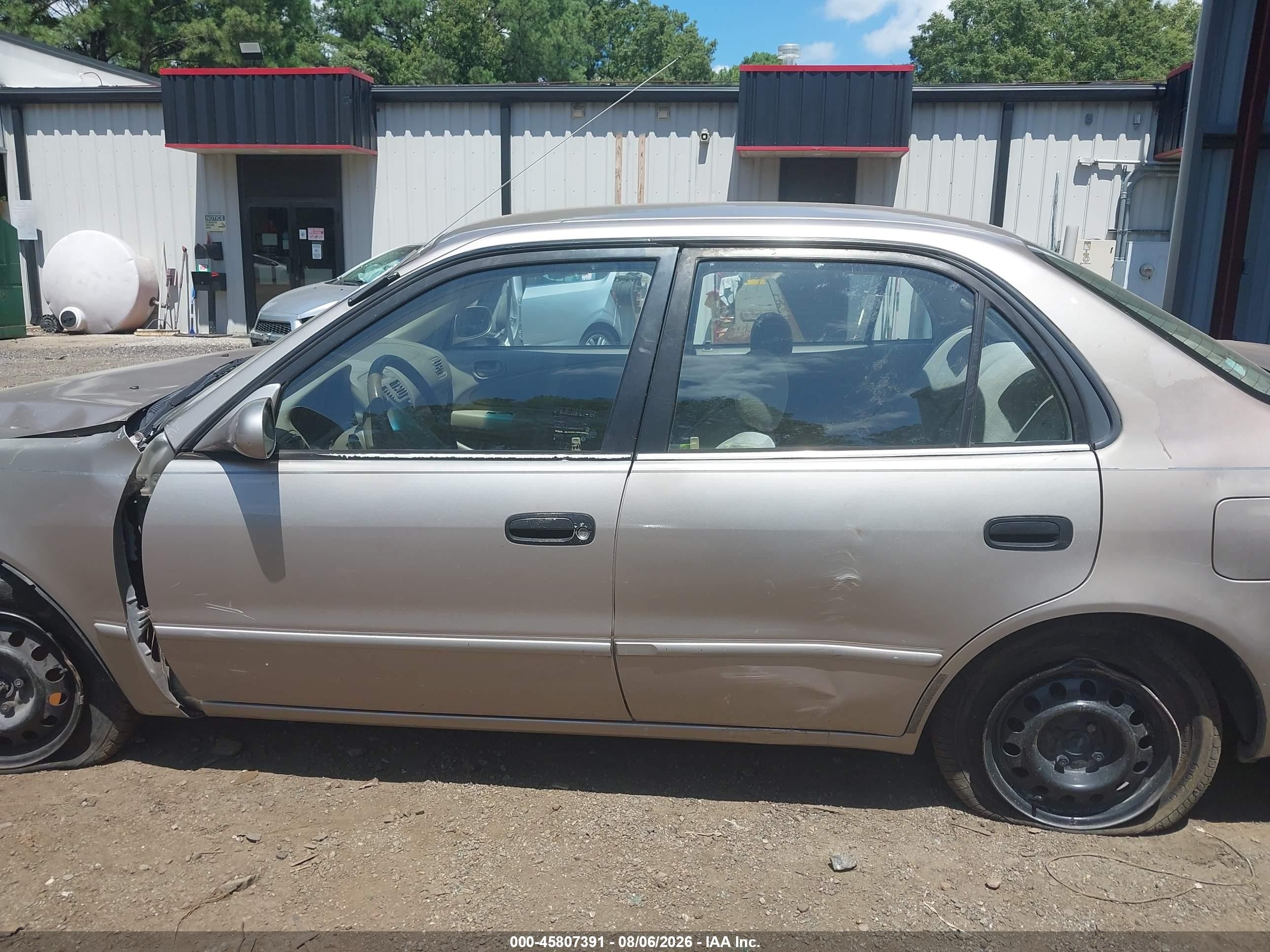 2001 Toyota Corolla Le Beige vin: 2T1BR12E11C506750