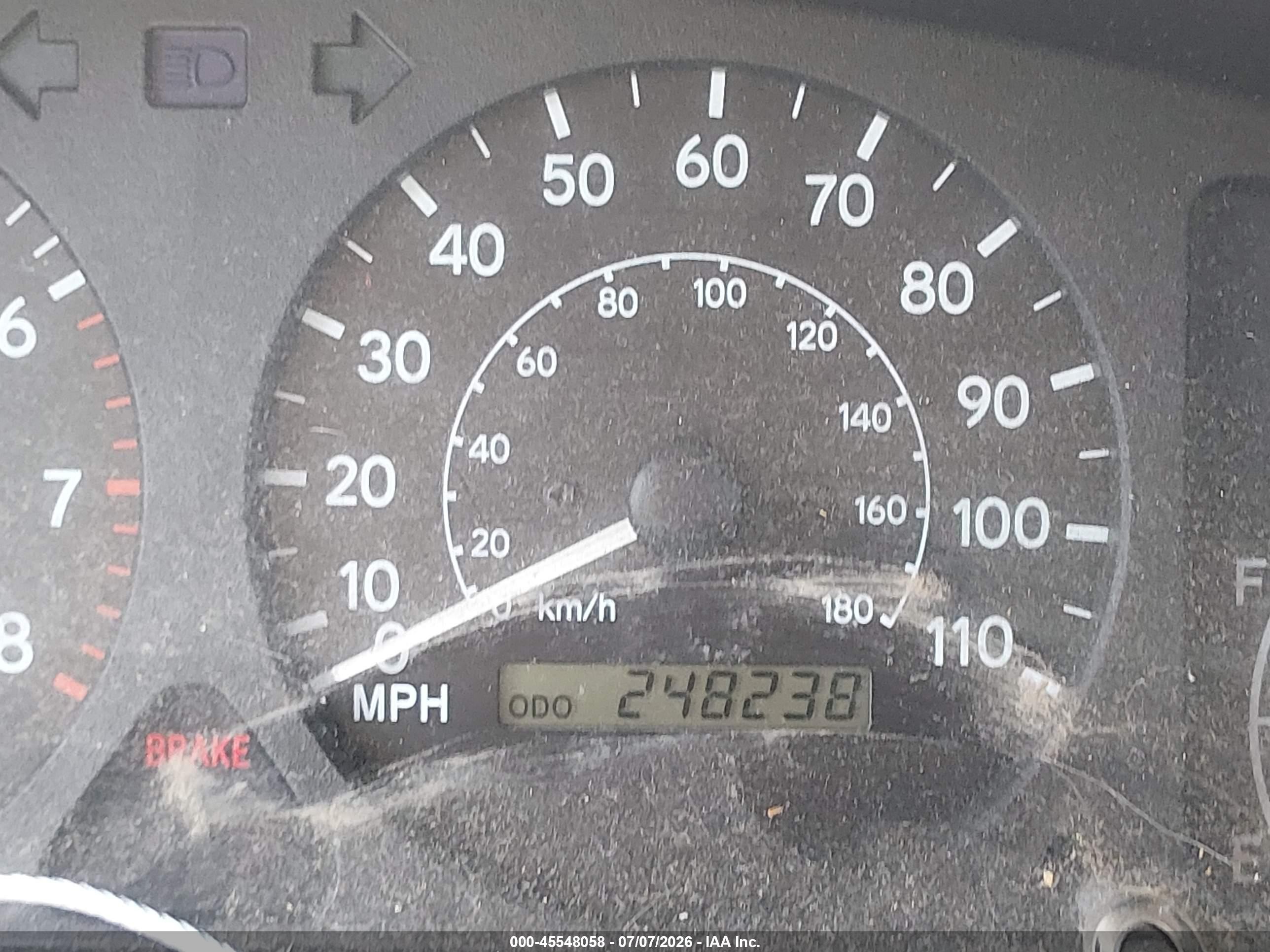 2000 Toyota Corolla Le Green vin: 2T1BR12E1YC286603