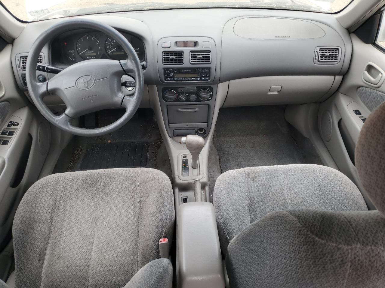 2001 Toyota Corolla Ce Silver vin: 2T1BR12E21C434375