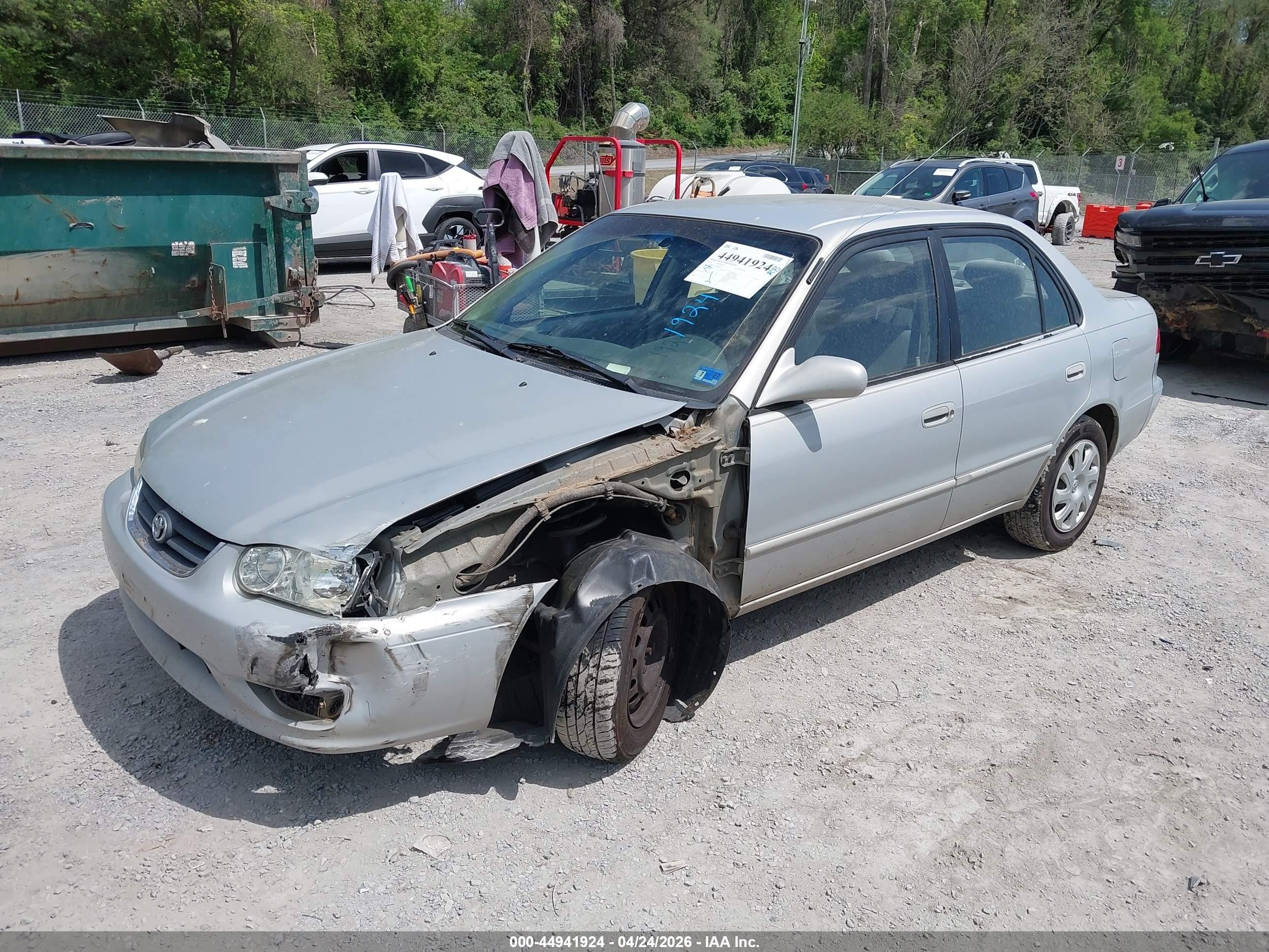 2002 Toyota Corolla Le Silver vin: 2T1BR12E22C560575