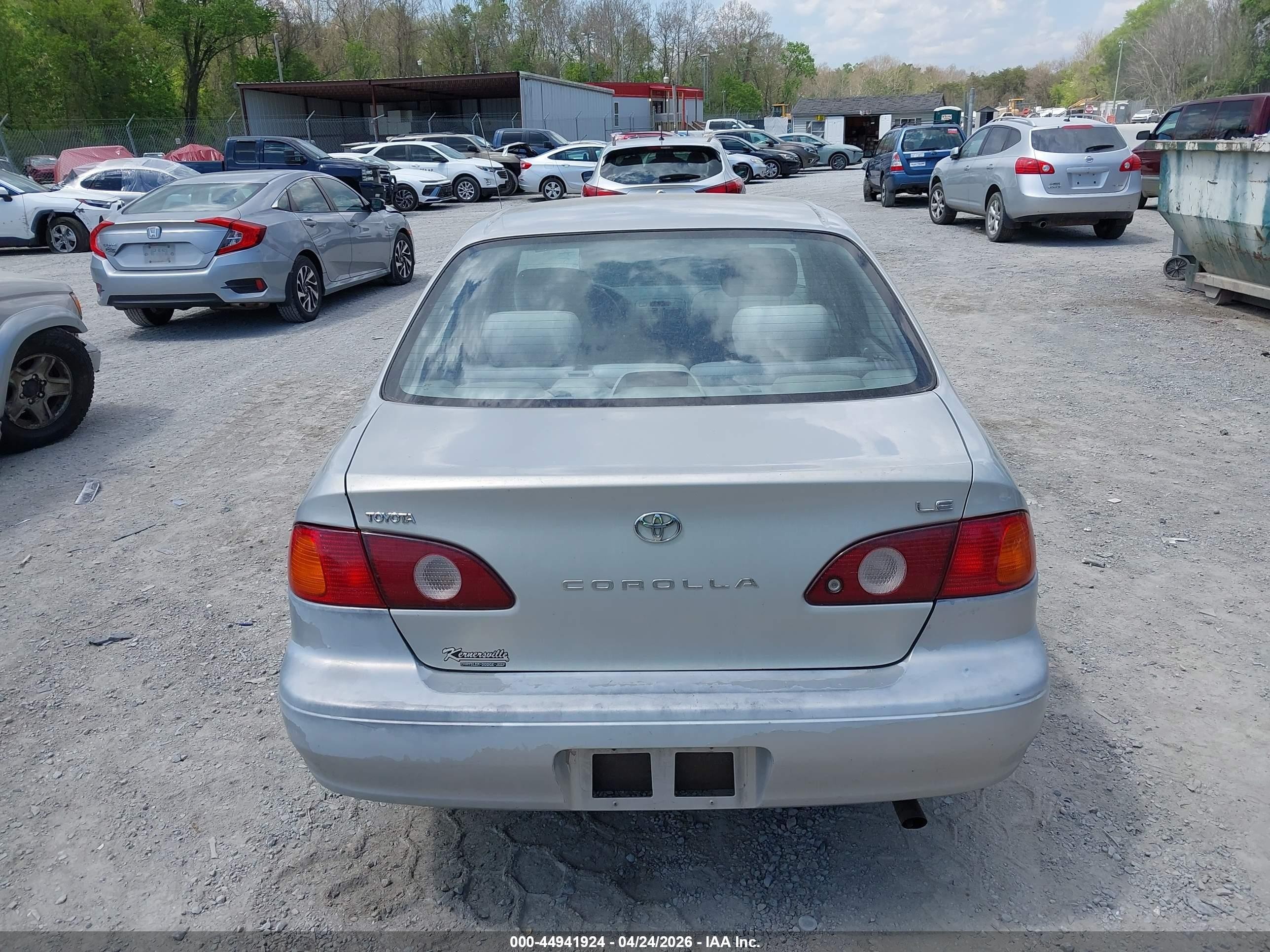 2002 Toyota Corolla Le Silver vin: 2T1BR12E22C560575