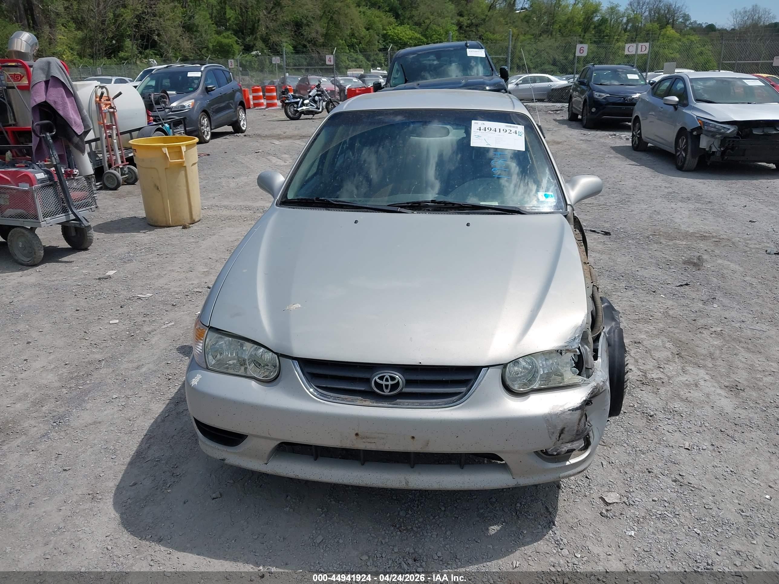 2002 Toyota Corolla Le Silver vin: 2T1BR12E22C560575