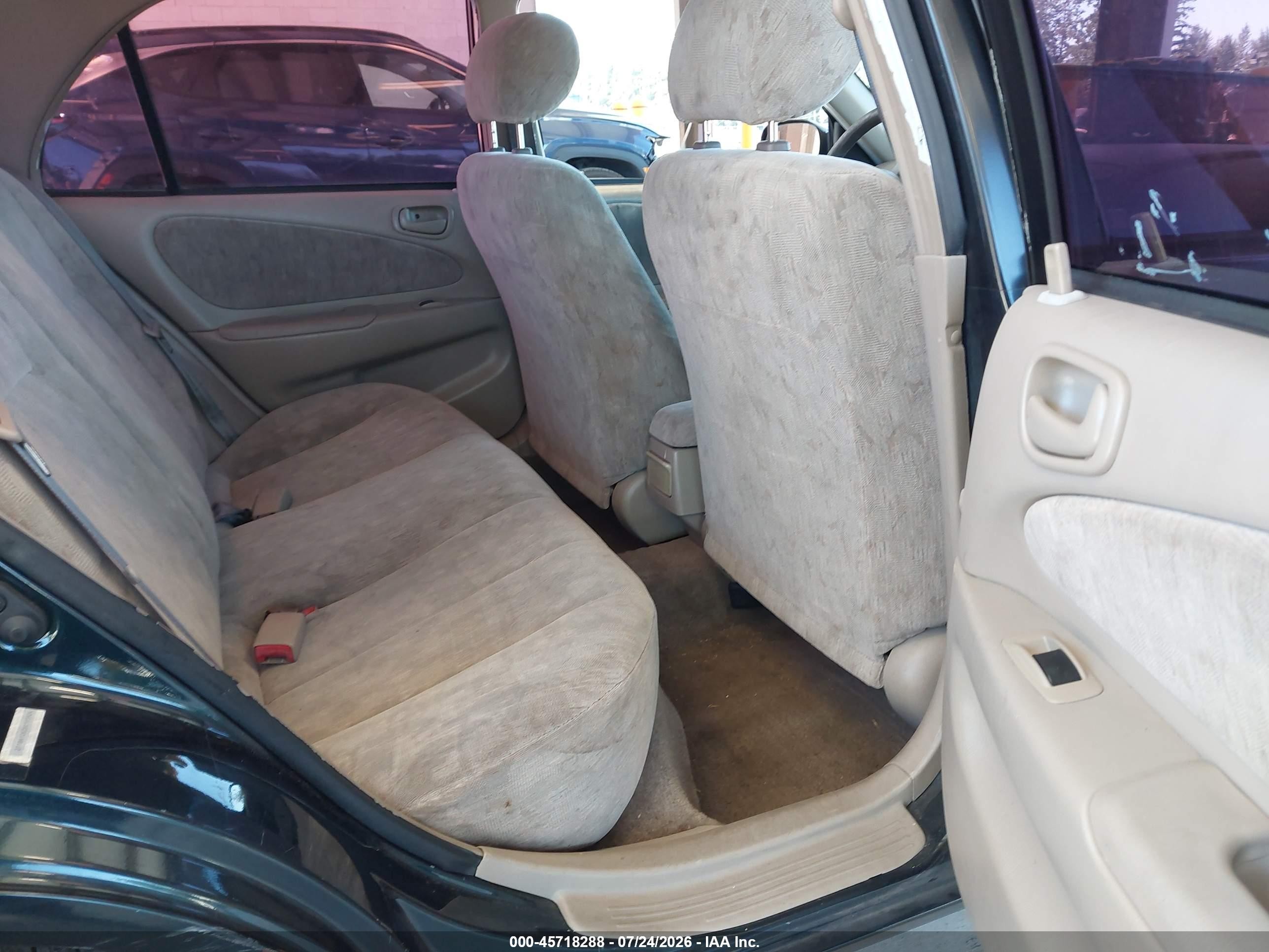 1999 Toyota Corolla Le Green vin: 2T1BR12E2XC115924