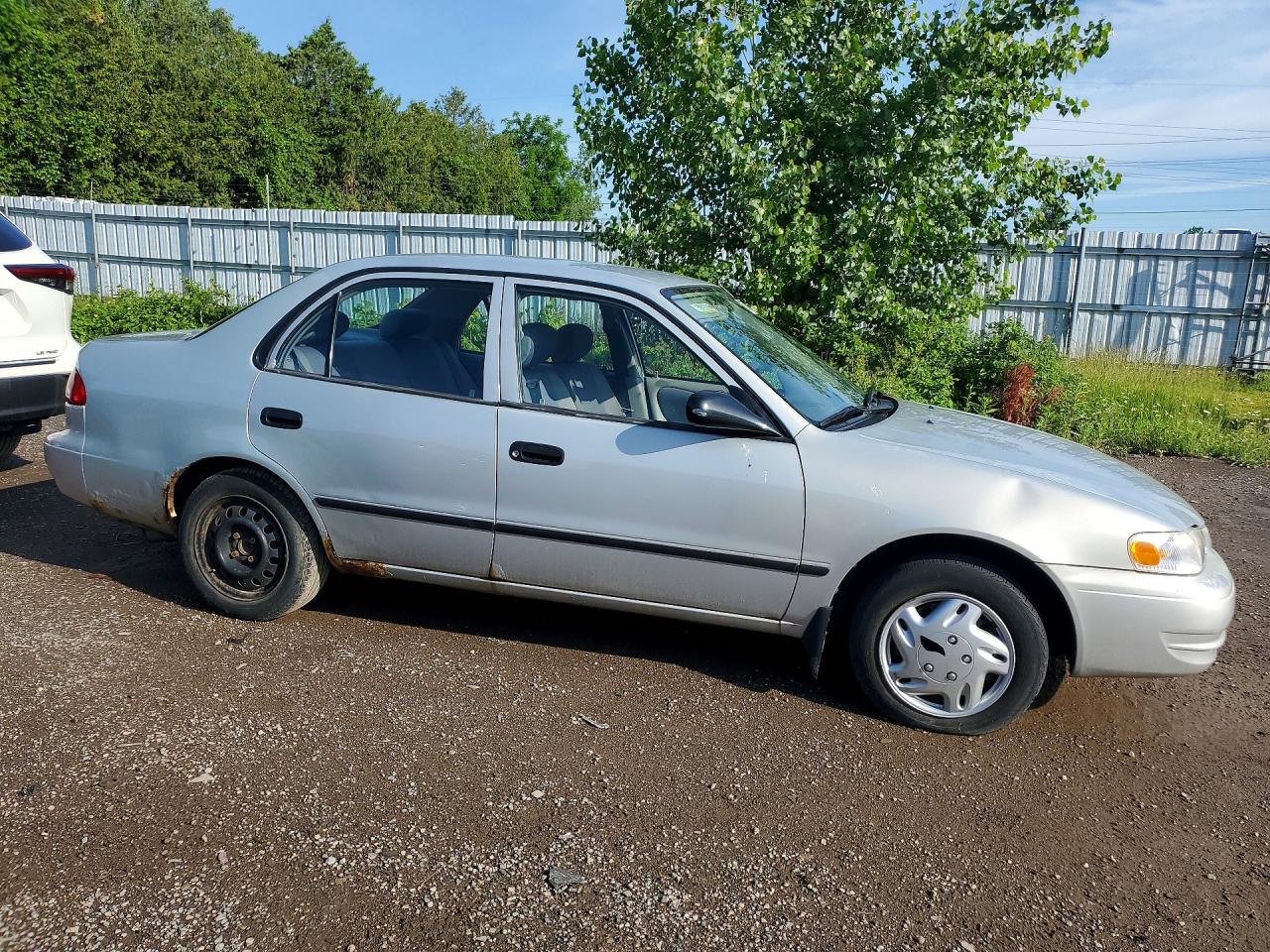 2000 Toyota Corolla Ve Silver vin: 2T1BR12E2YC815198