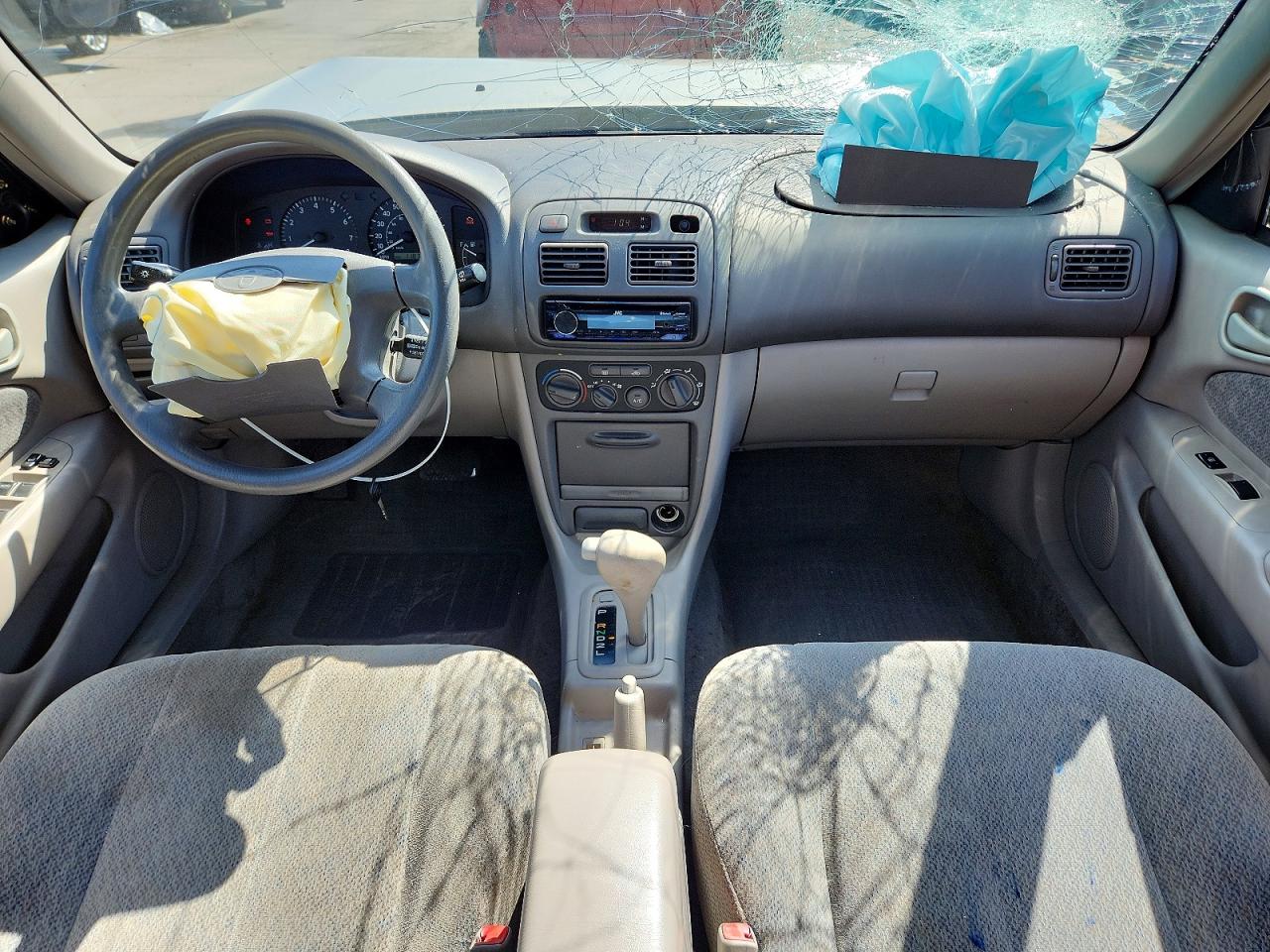 2001 Toyota Corolla Le Silver vin: 2T1BR12E31C431467