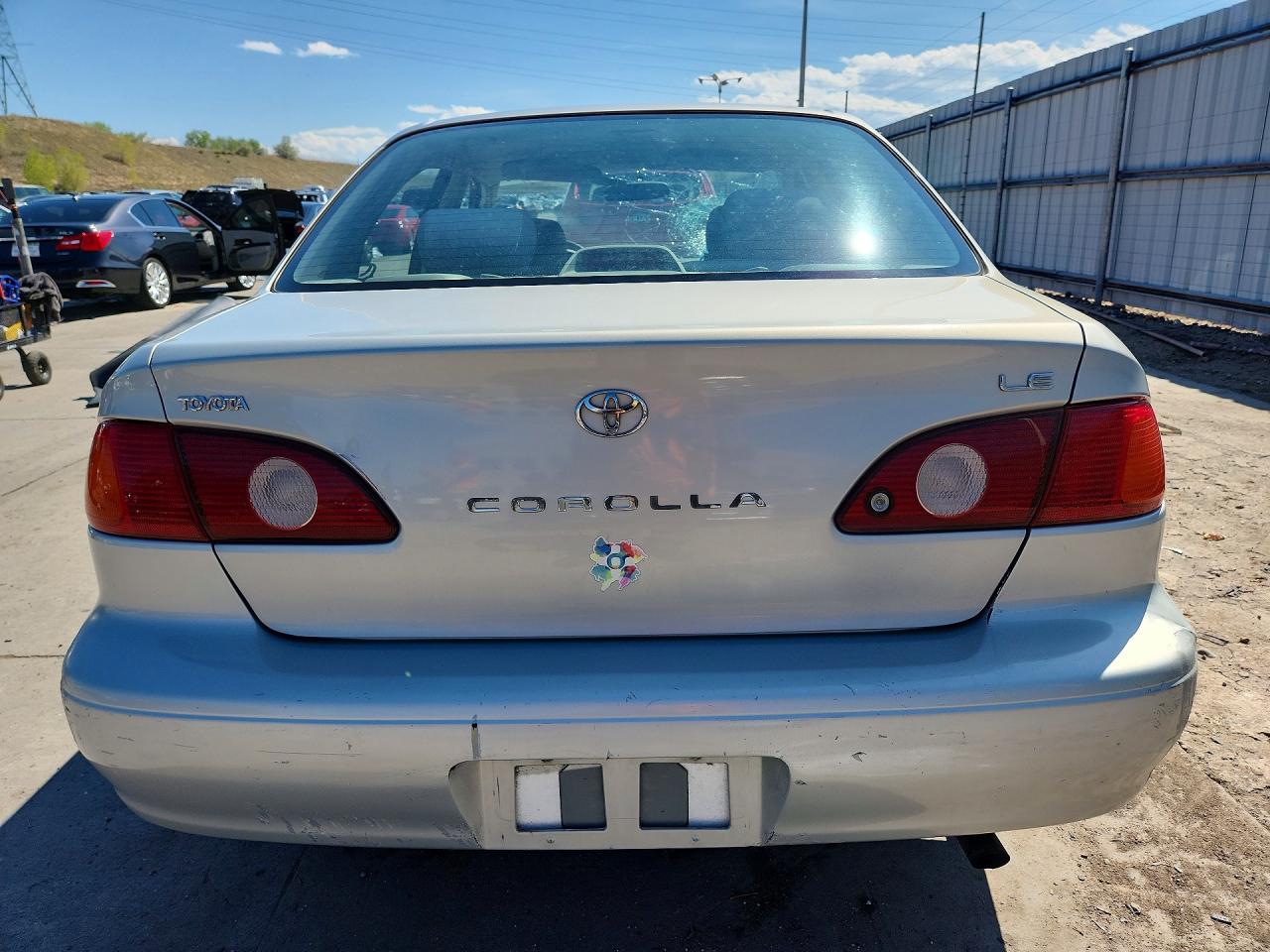 2001 Toyota Corolla Le Silver vin: 2T1BR12E31C431467