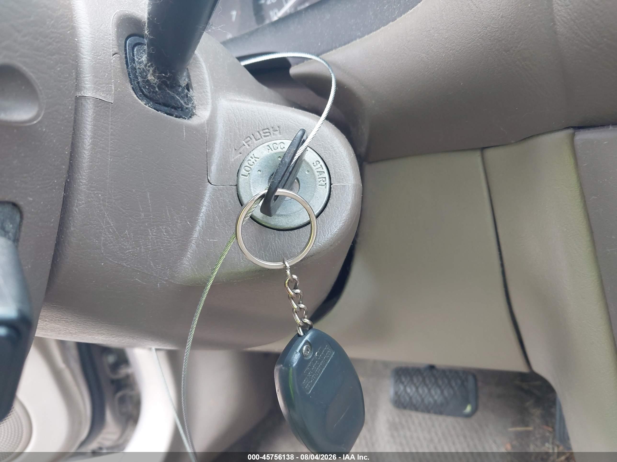 2002 Toyota Corolla Le Gray vin: 2T1BR12E32C577255