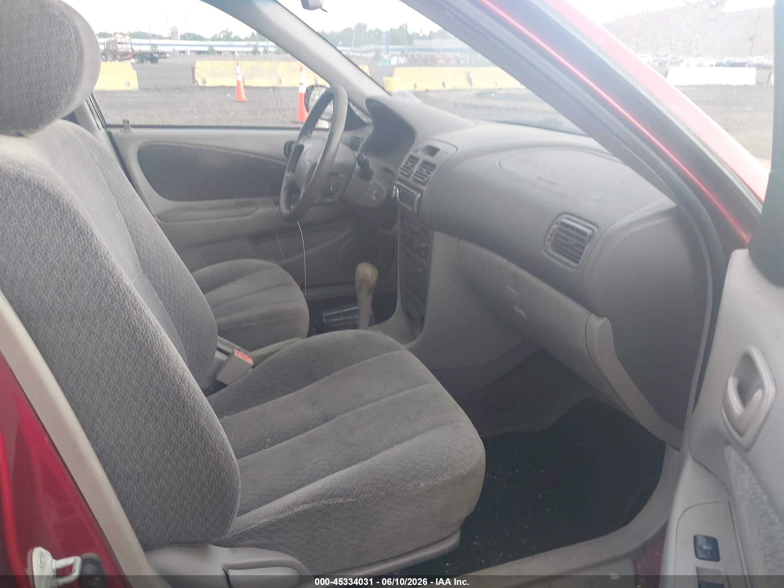 2002 Toyota Corolla Le Maroon vin: 2T1BR12E42C570265