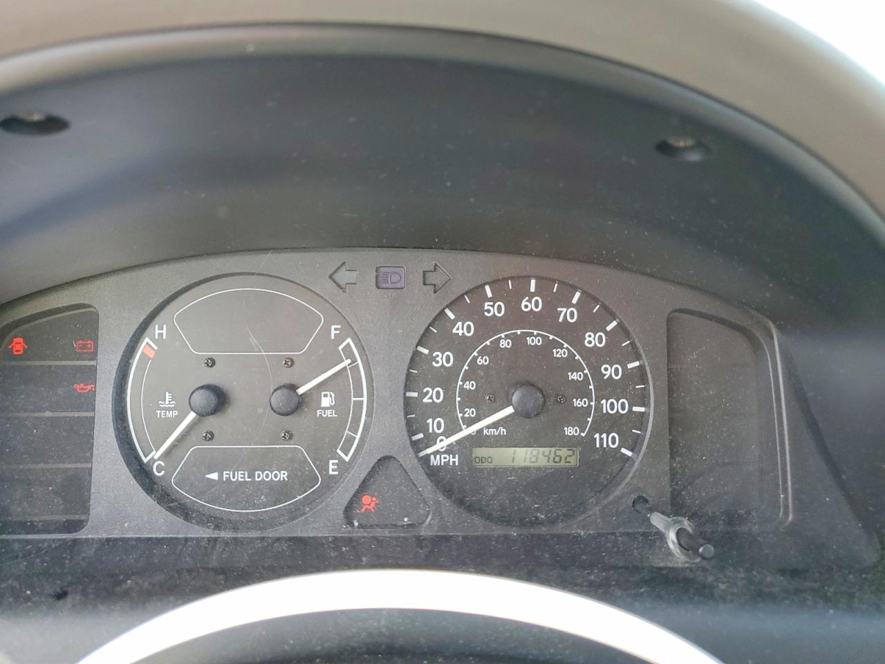2000 Toyota Corolla Ve Silver vin: 2T1BR12E4YC315334
