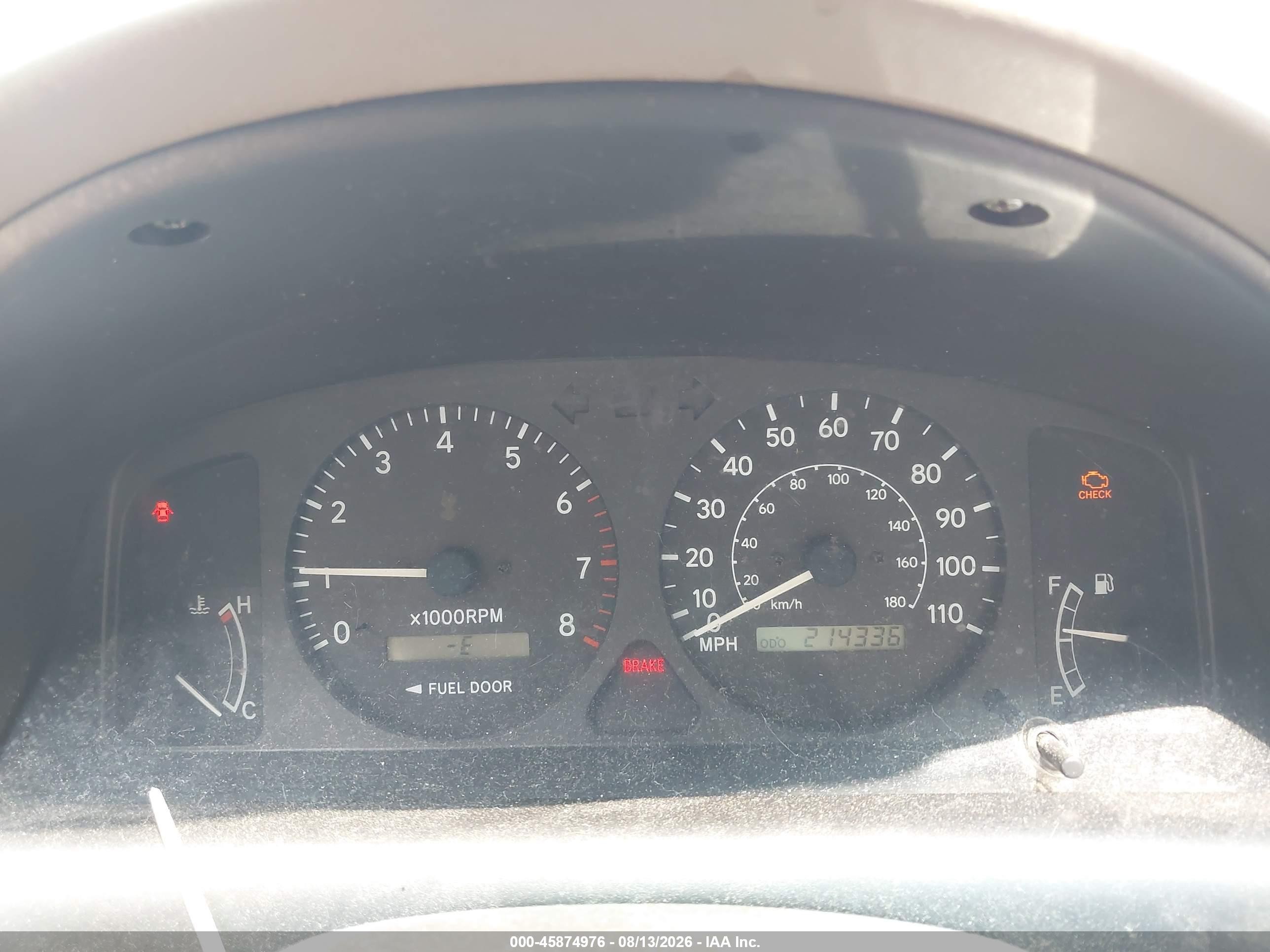 2001 Toyota Corolla Le Красный vin: 2T1BR12E51C468276
