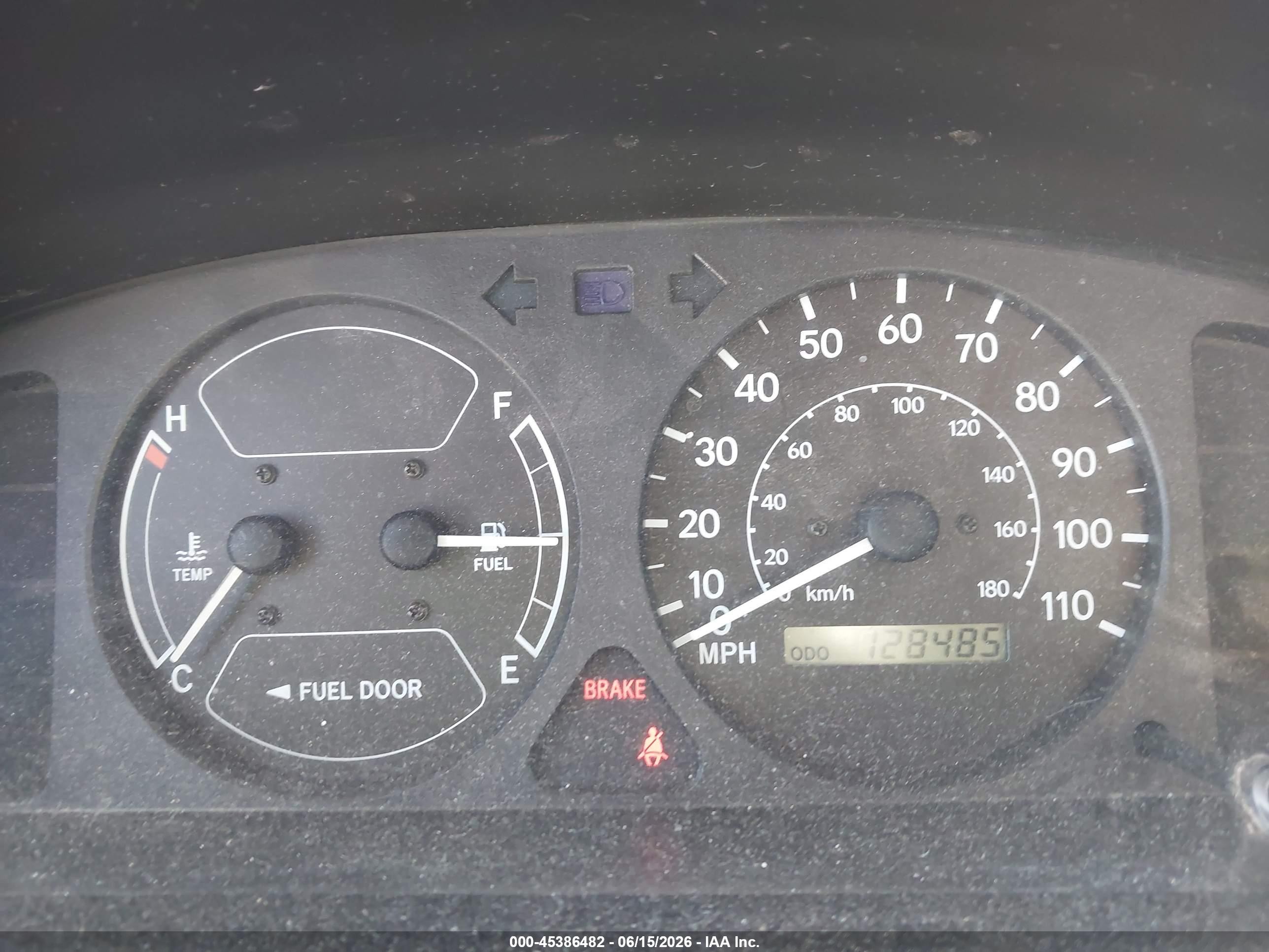 2002 Toyota Corolla Ce Beige vin: 2T1BR12E52C576396