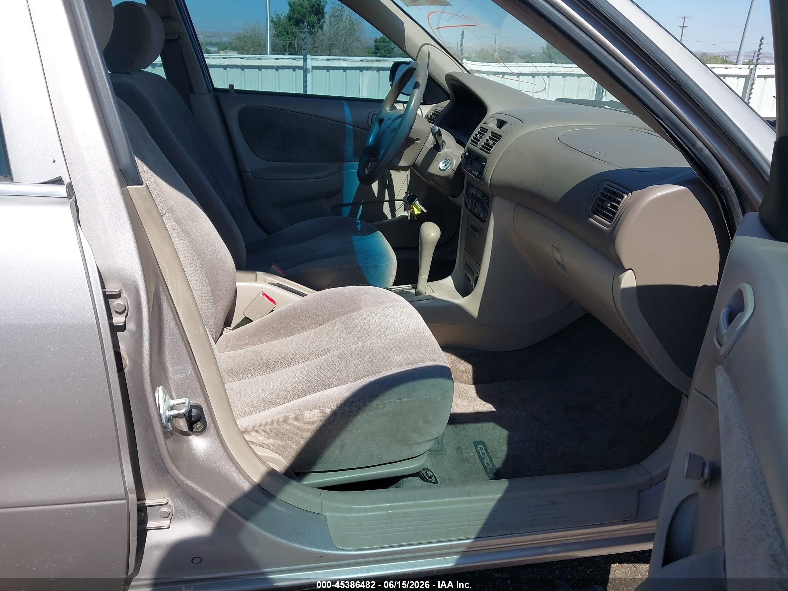2002 Toyota Corolla Ce Beige vin: 2T1BR12E52C576396
