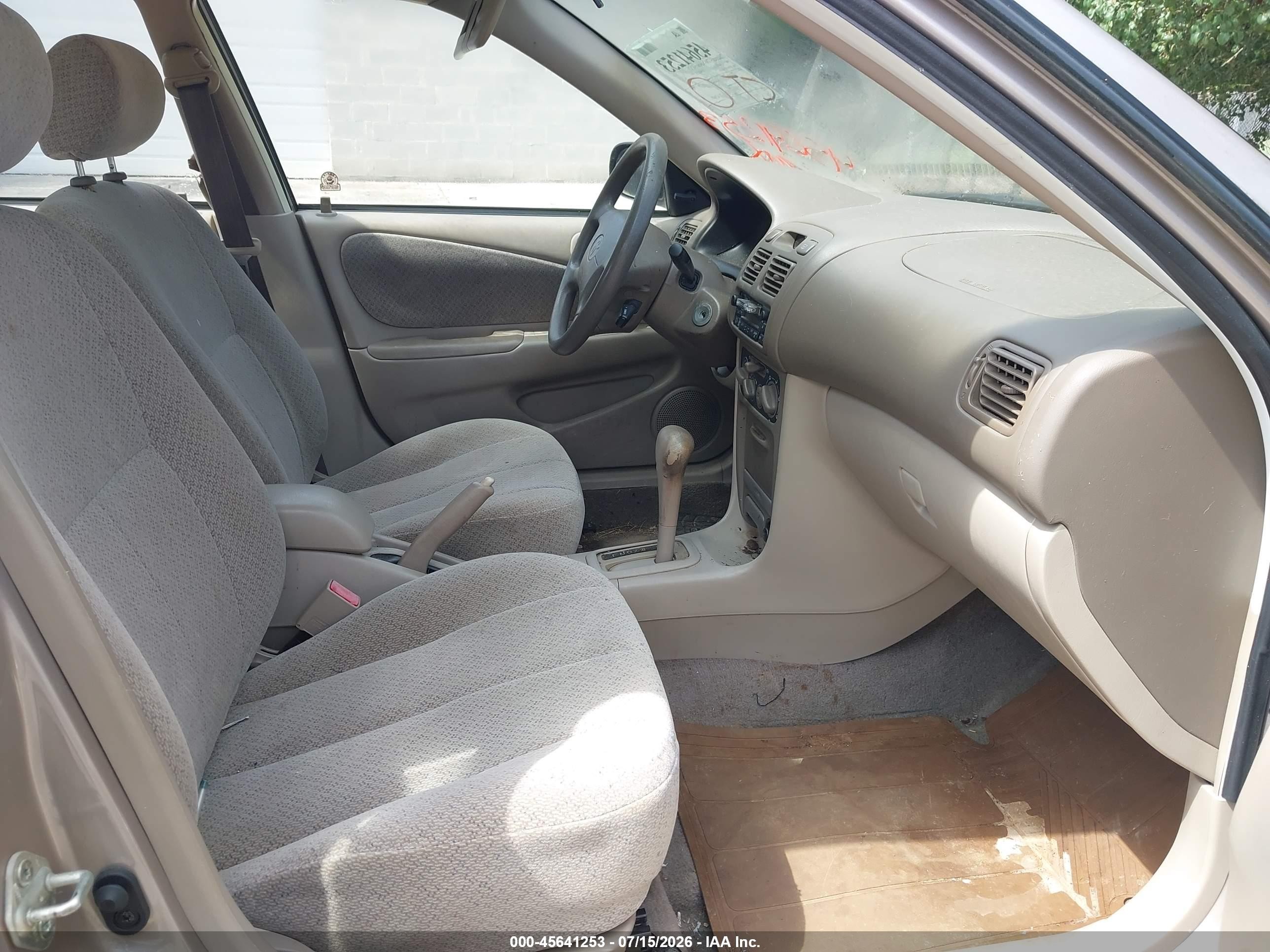 1998 Toyota Corolla Ce Silver vin: 2T1BR12E5WC041817