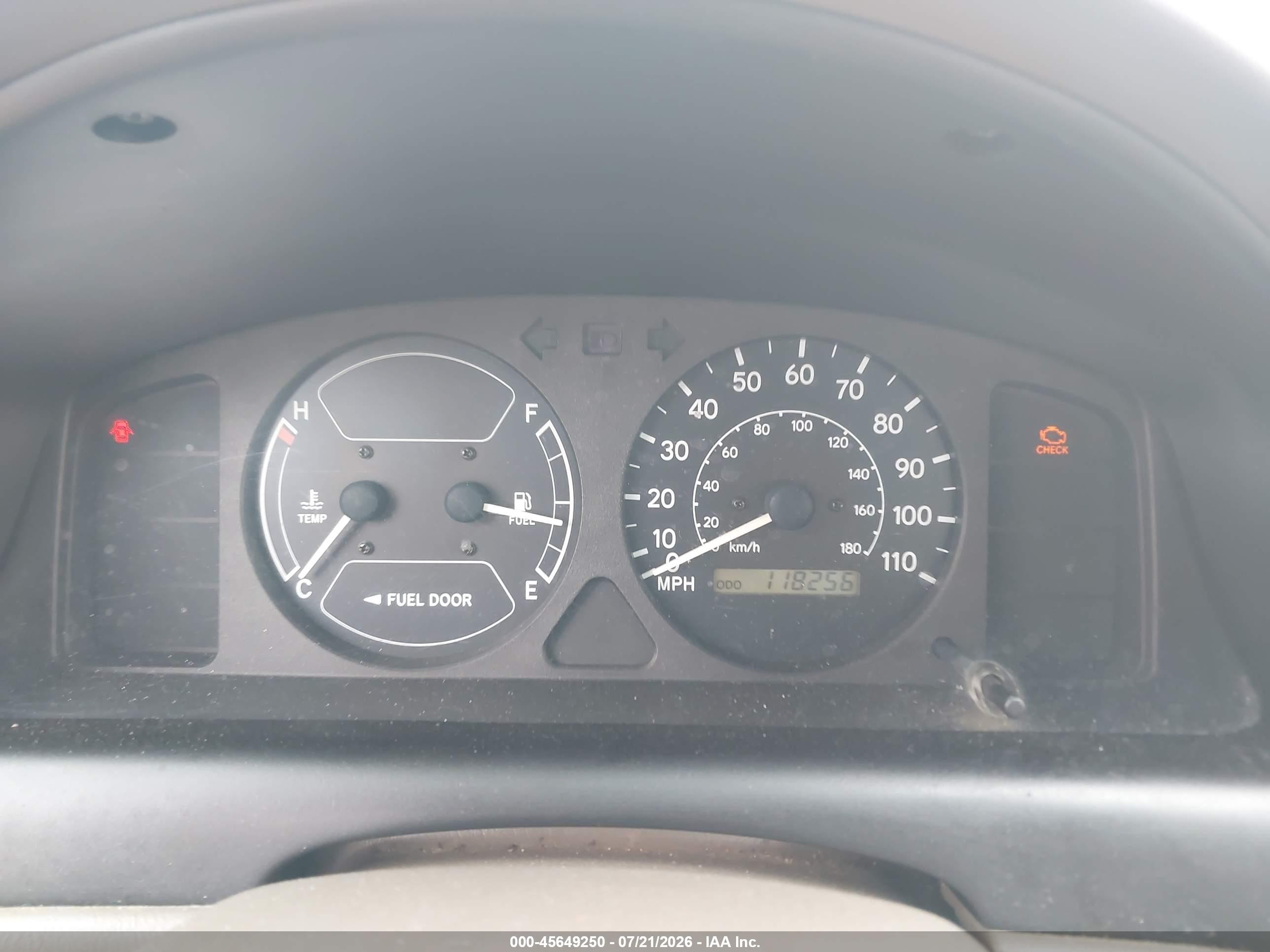 2000 Toyota Corolla Ce Gold vin: 2T1BR12E5YC356667