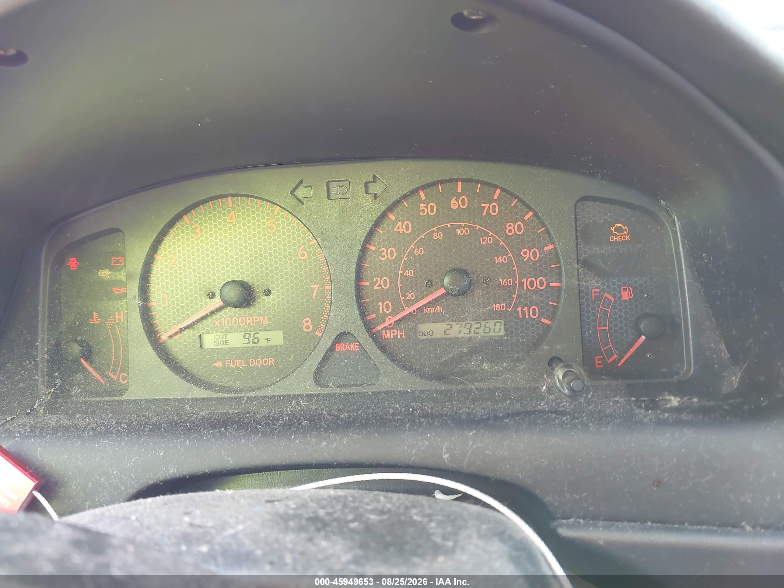 2001 Toyota Corolla S Серебряный vin: 2T1BR12E61C477052