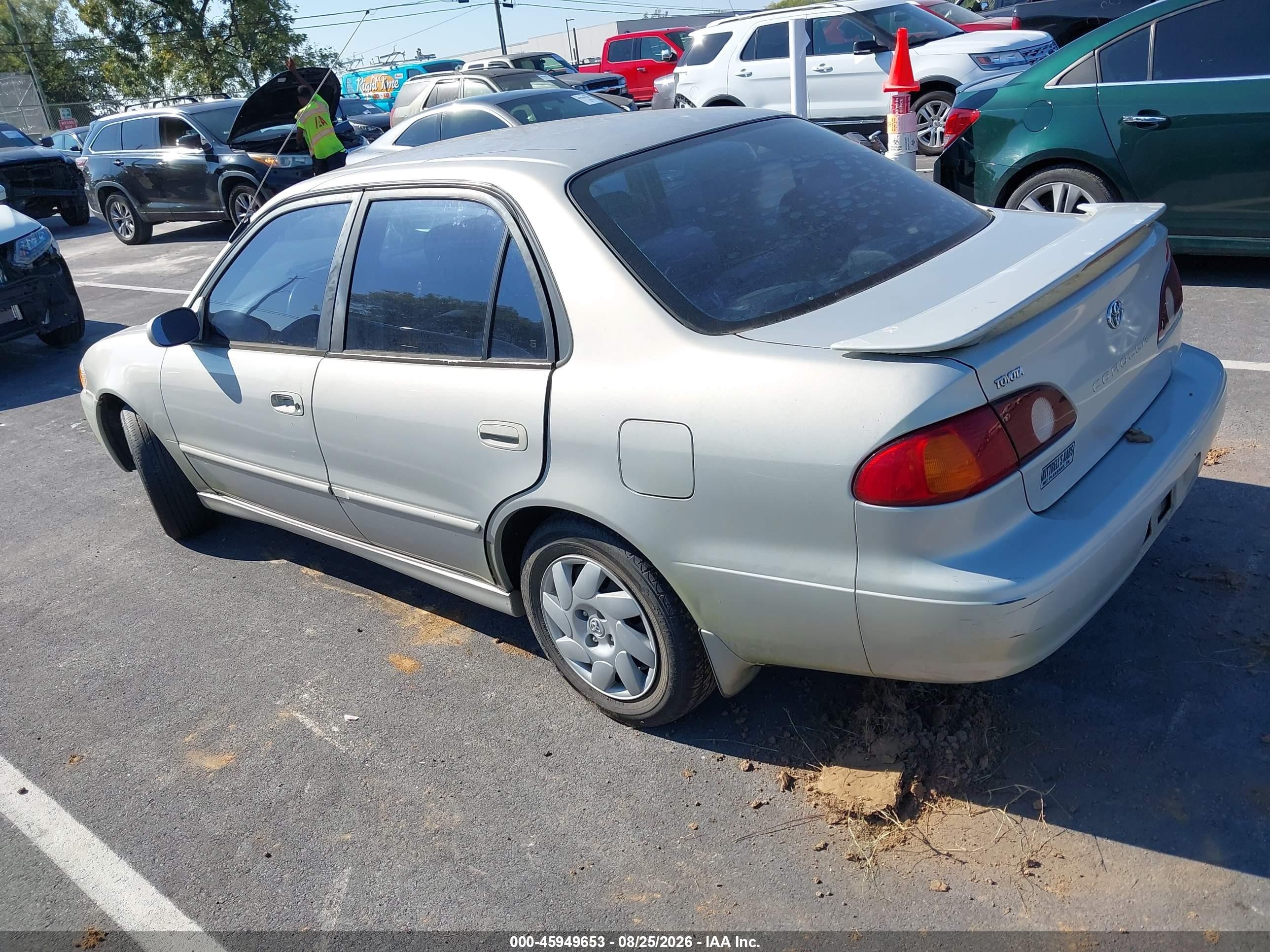 2001 Toyota Corolla S Серебряный vin: 2T1BR12E61C477052