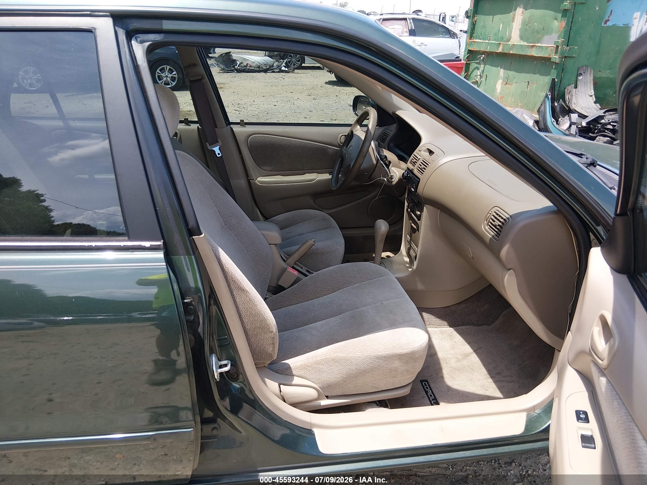 2002 Toyota Corolla Le Green vin: 2T1BR12E62C587925